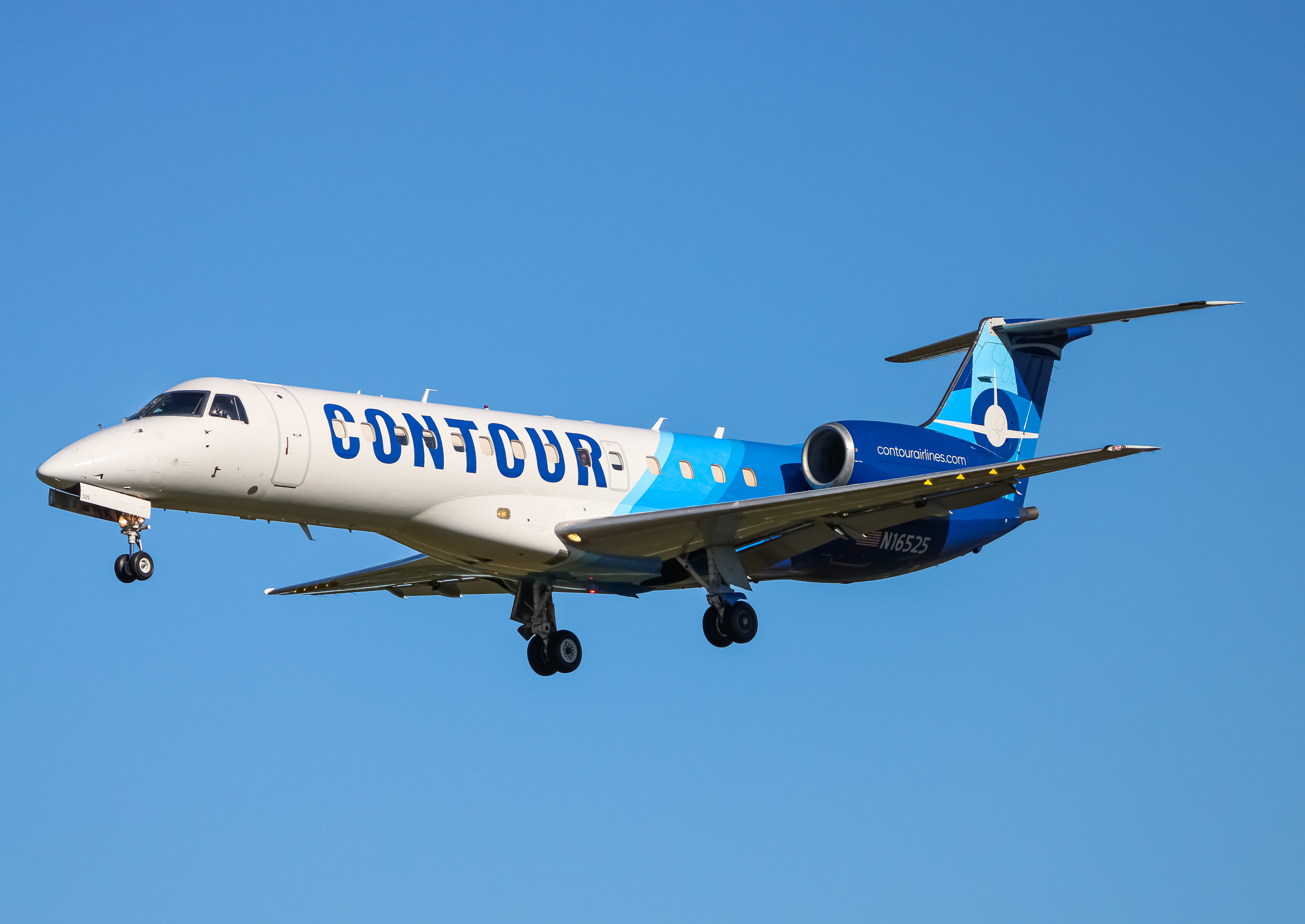 Full size: Contour Aviation Embraer ERJ135 N16525 at Baltimore/Washington International Thurgood Marshall Airport