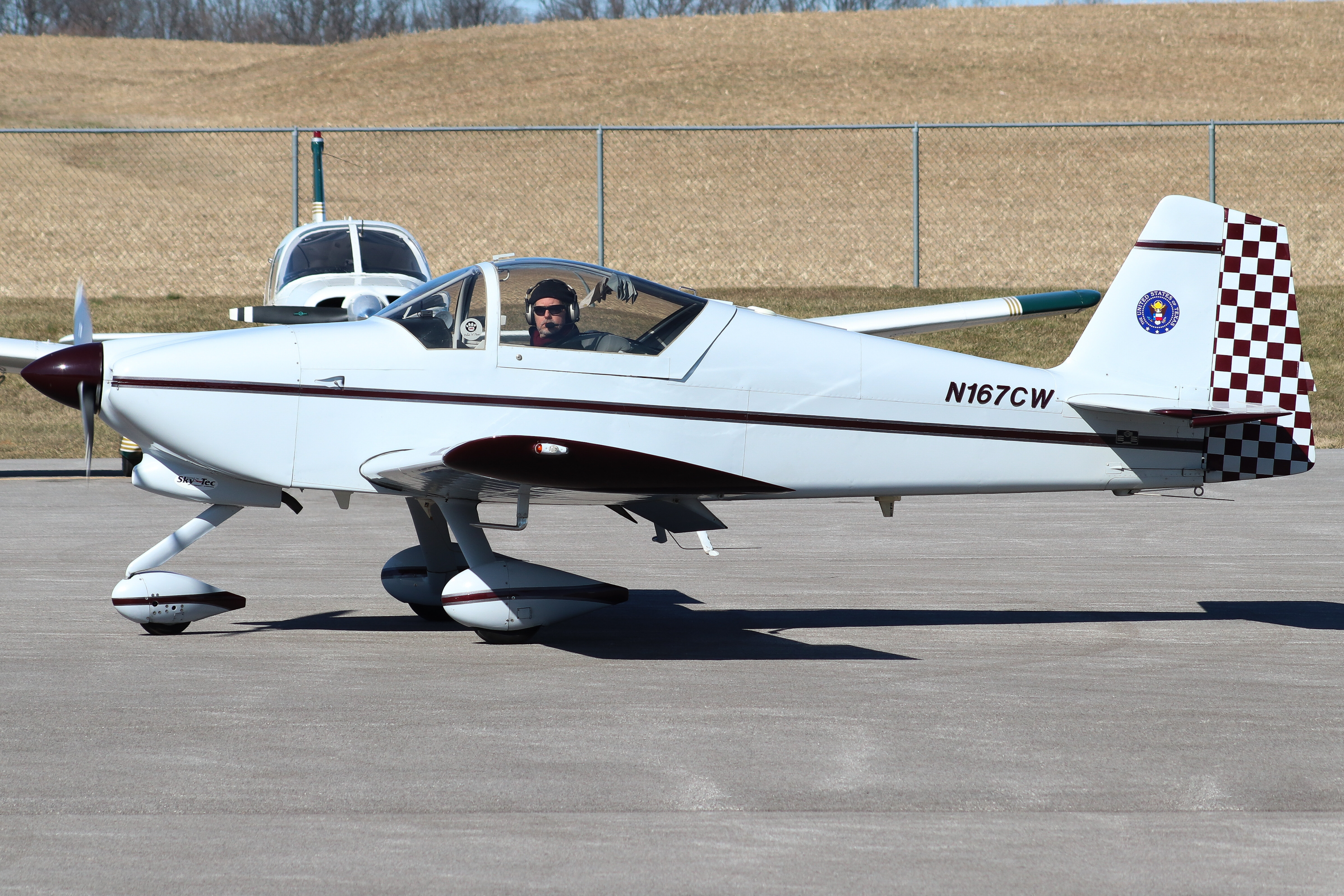 Full size: PRIVATE Vans’s RV-6 N167CW at York Airport