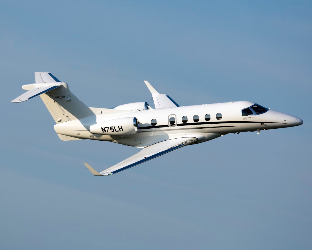 Full size: PRIVATE Embraer Phenom 300 N75LH at Harrisburg International Airport