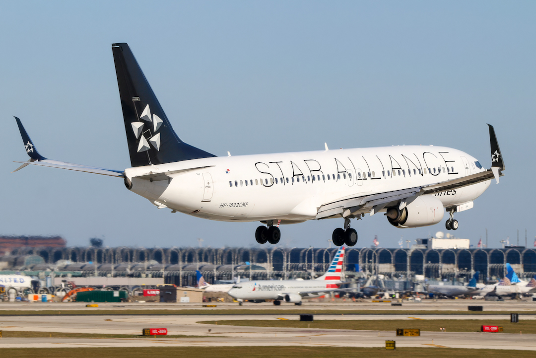 Full size: Copa Airlines Boeing 737-800 HP-1823CMP at Chicago O'Hare International Airport