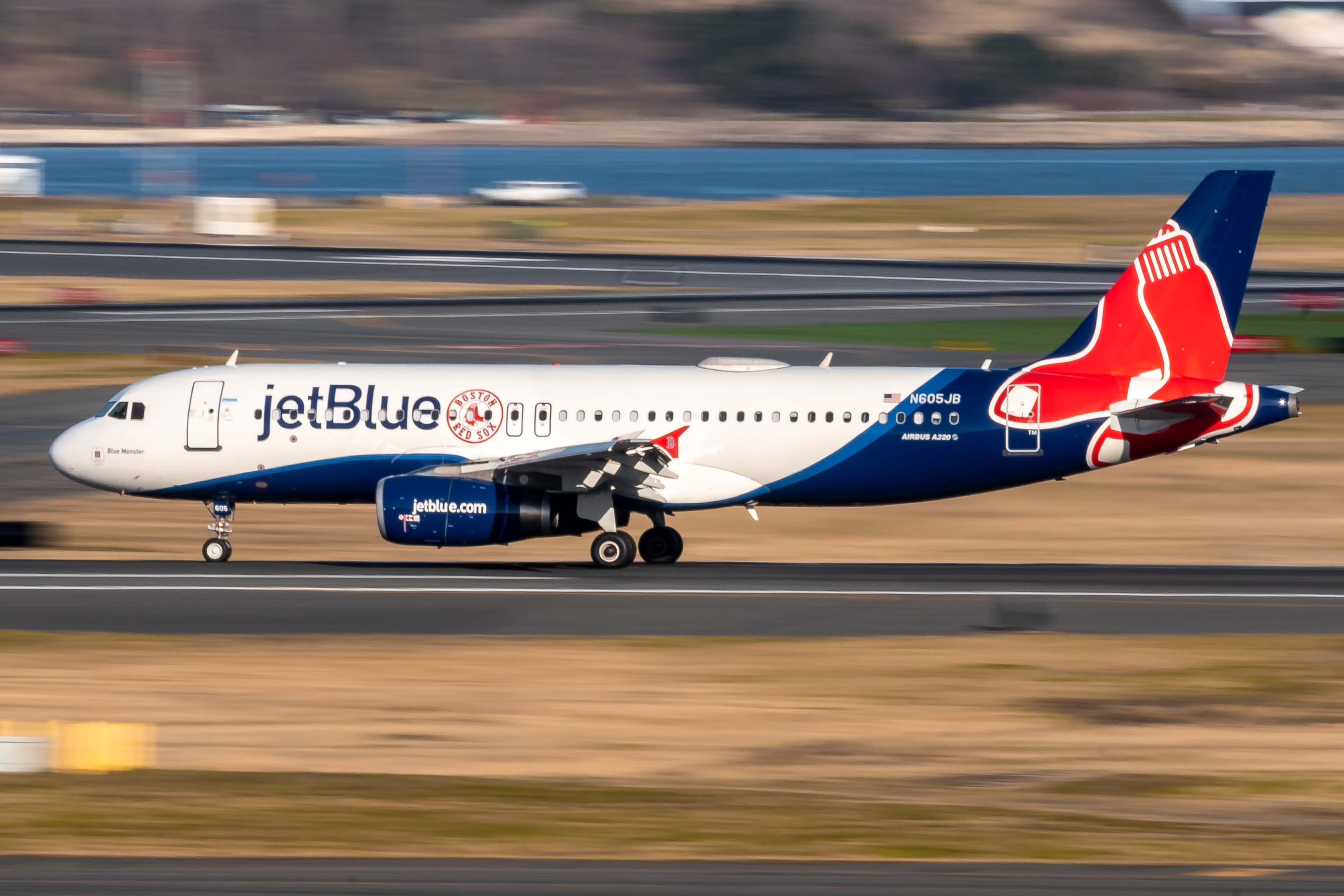 Full size: JetBlue Airways Airbus A320 N605JB at General Edward Lawrence Logan International Airport