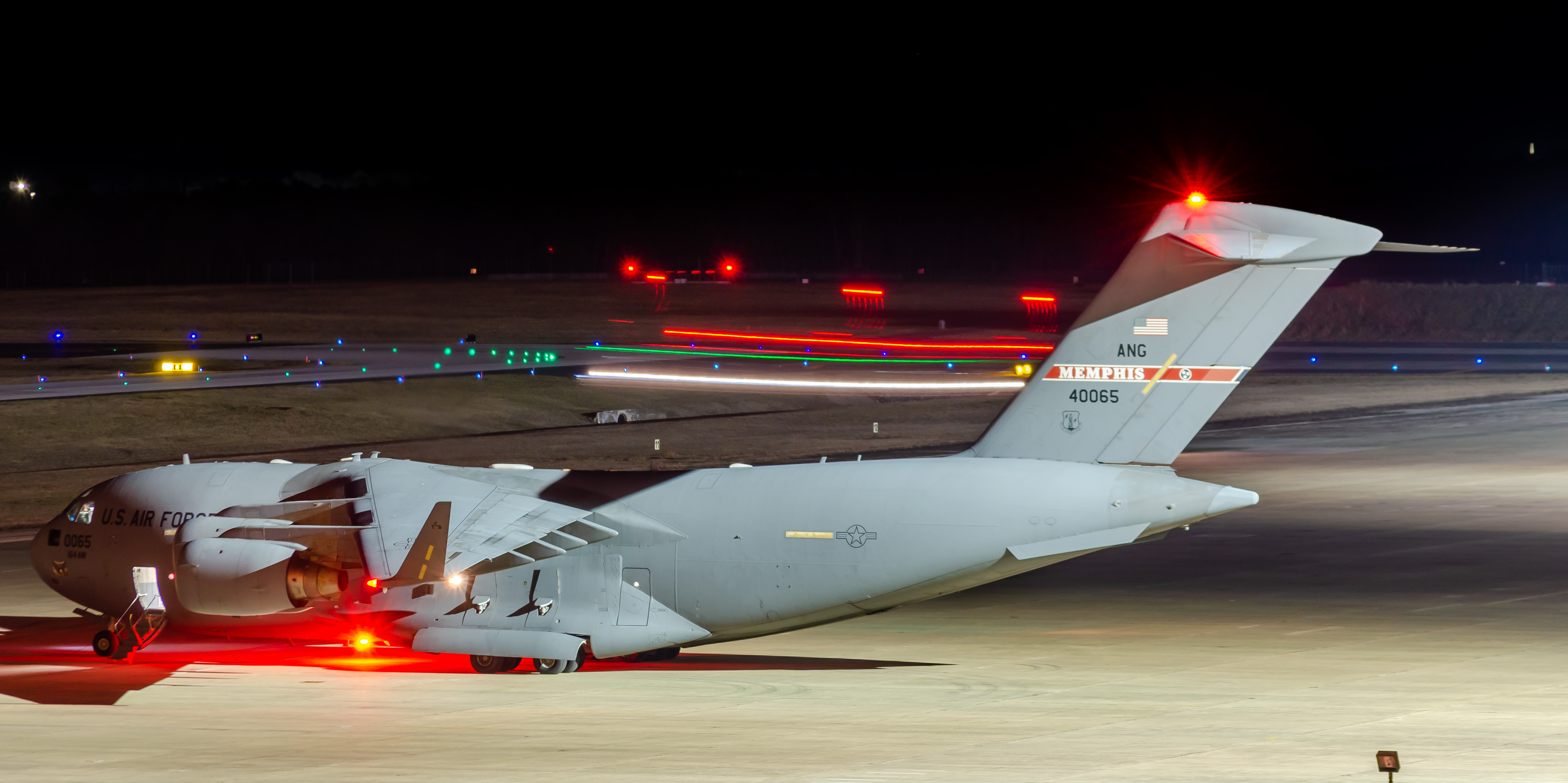 Full size: Air National Guard Boeing C-17 Globemaster III 94-0065 at Atlantic City International Airport