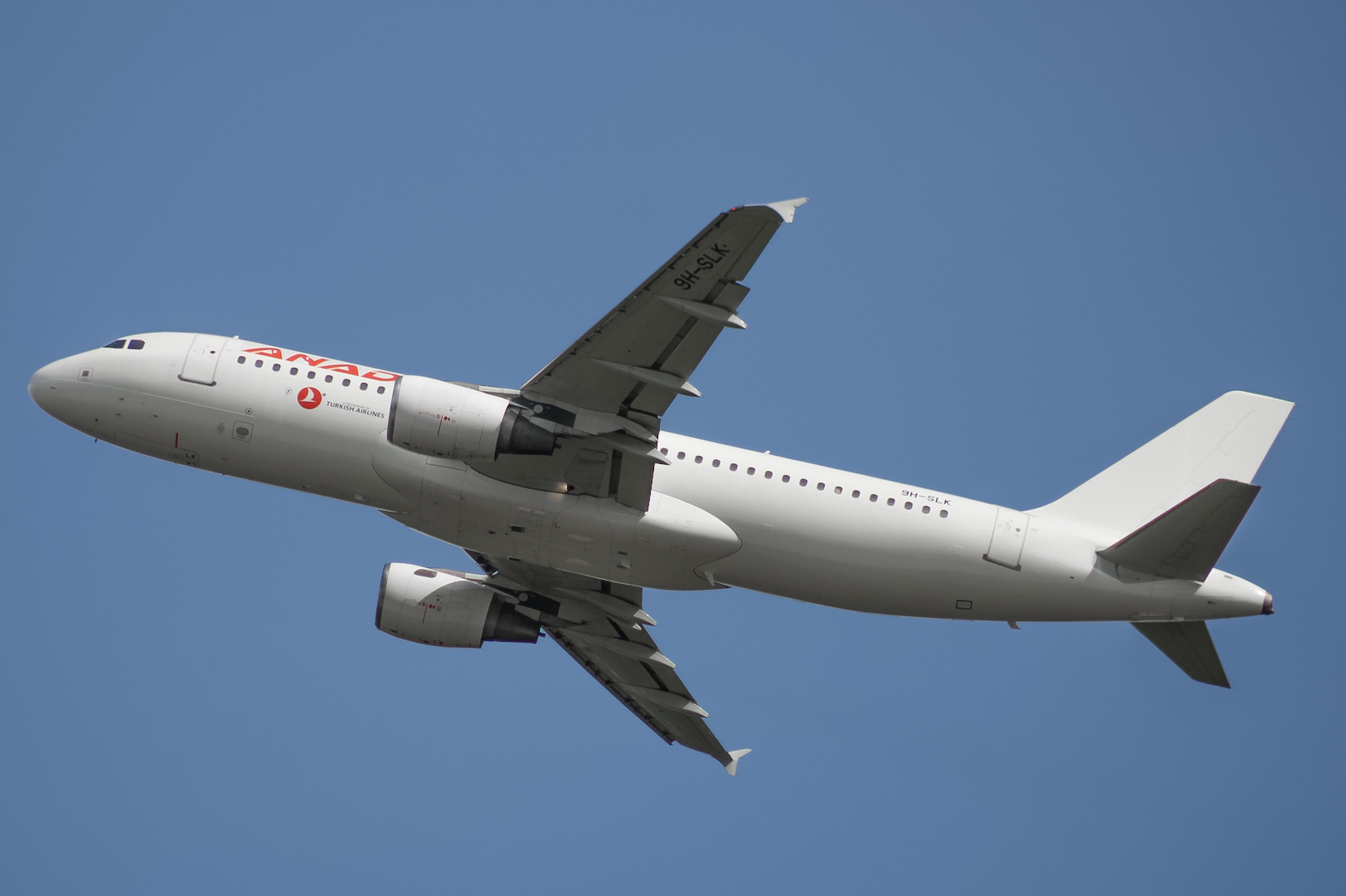 Full size: Anadolujet Airbus A320 9H-SLK at Cologne Bonn Airport