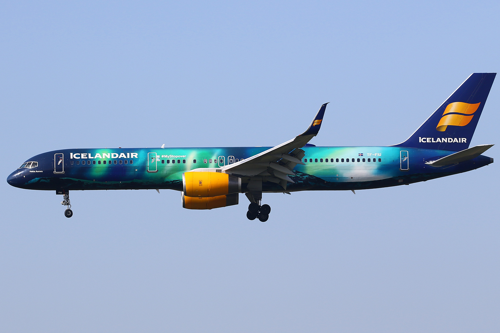 Full size: Icelandair  Boeing 757-200 TF-FIU at Amsterdam Schiphol Airport