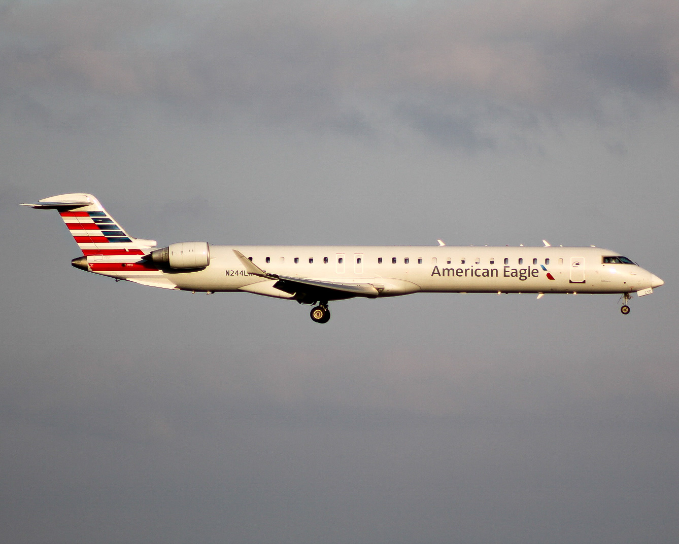 Full size: Mesa Airlines Mitsubishi CRJ-900 N244LR at Dallas-Fort Worth International Airport