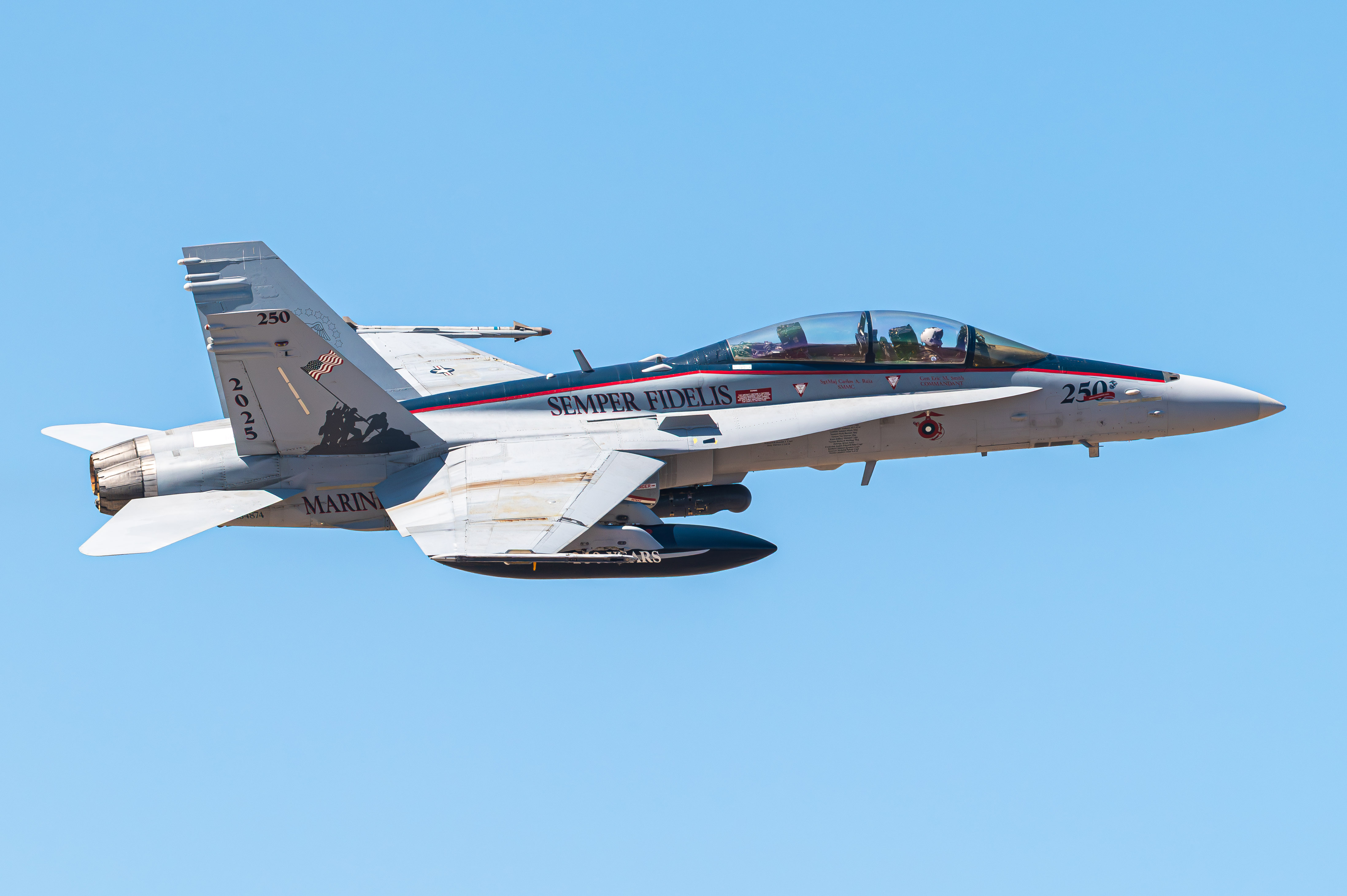 Full size: USMC - United States Marine Corp McDonnel Douglas F/A-18 Hornet 164874 at Brown Field Municipal Airport