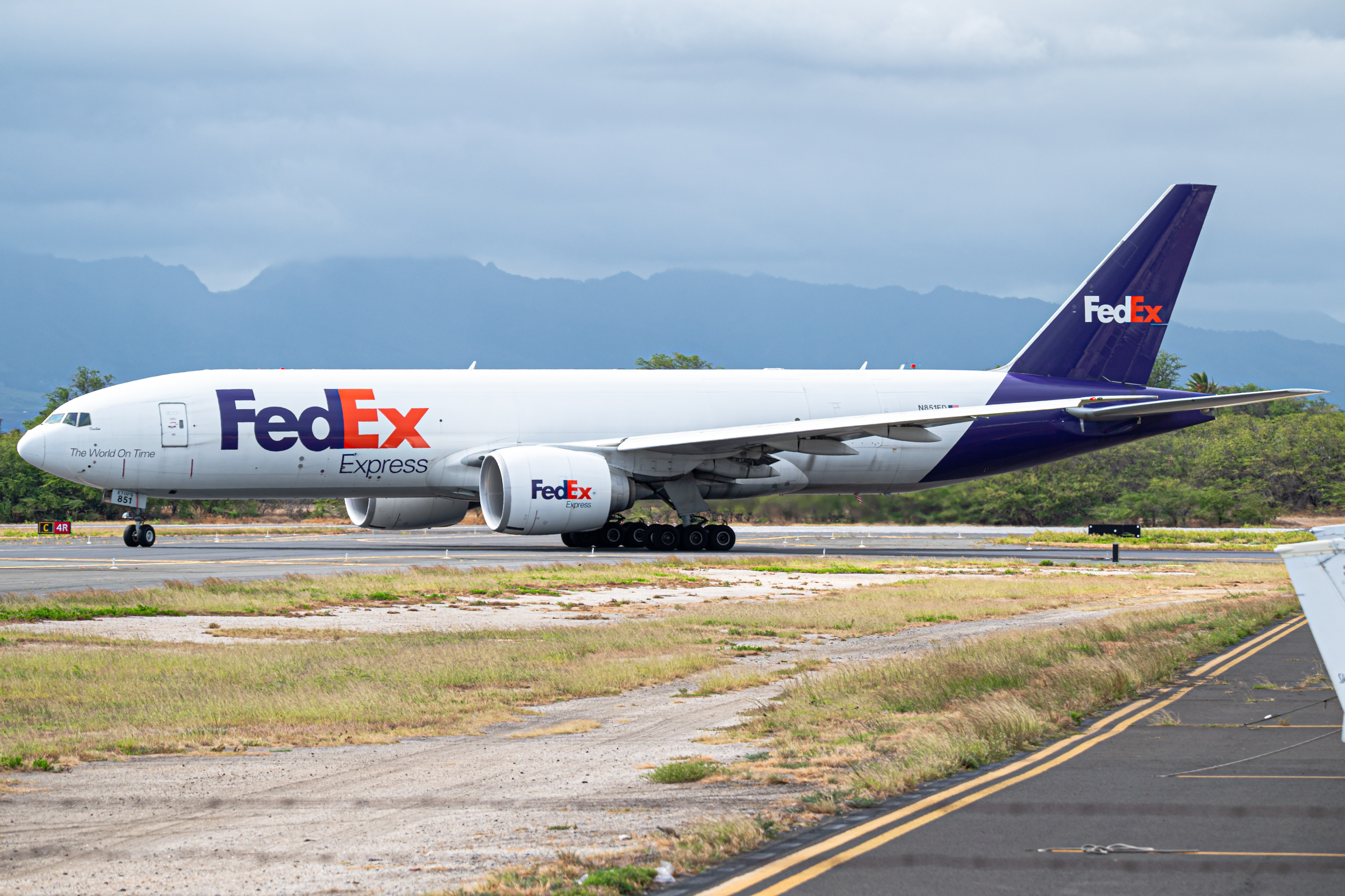Full size: FedEx Boeing 777-F N851FD at Daniel K Inouye International Airport