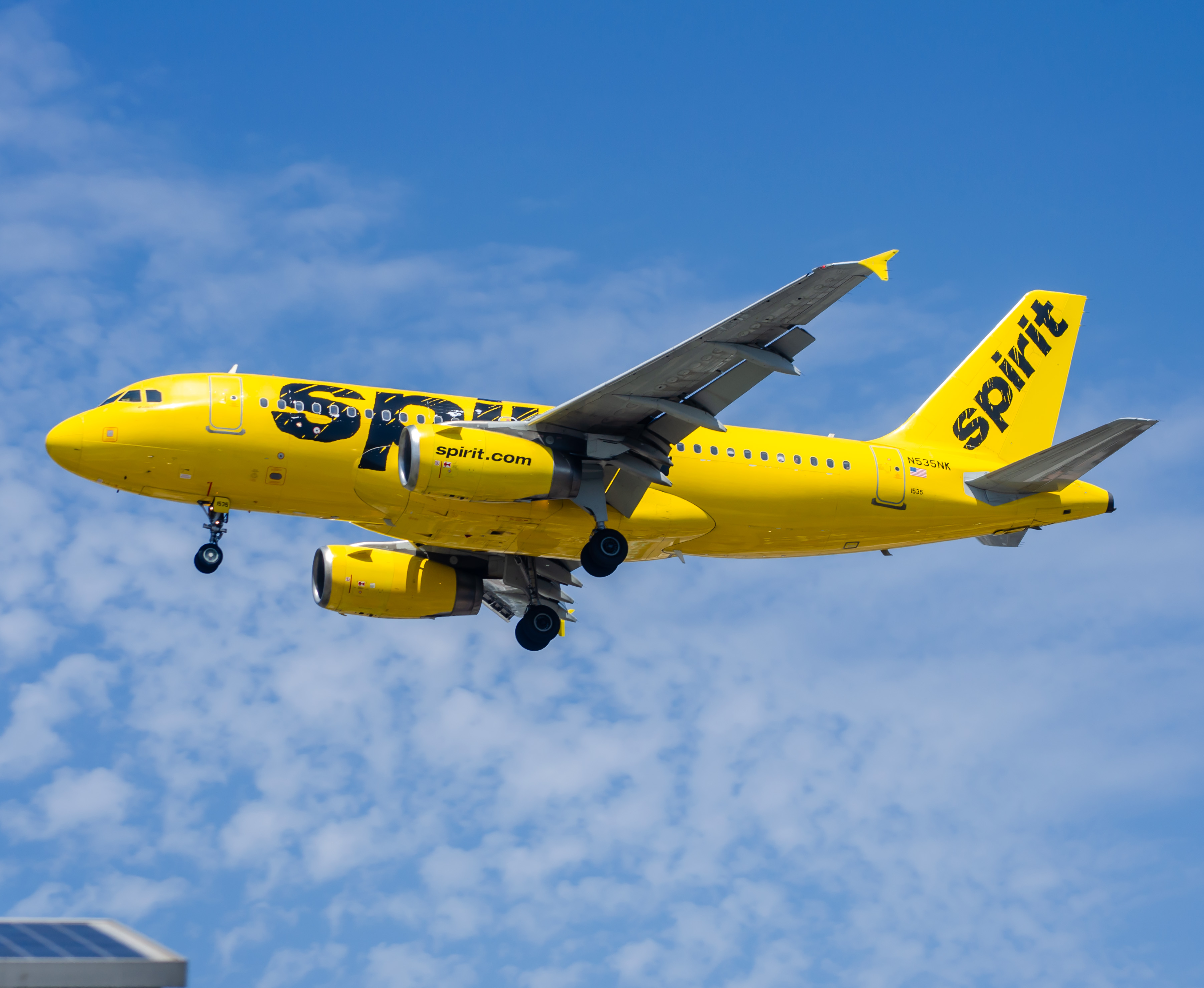 Full size: Spirit Airlines Airbus A319 N535NK at Los Angeles International Airport