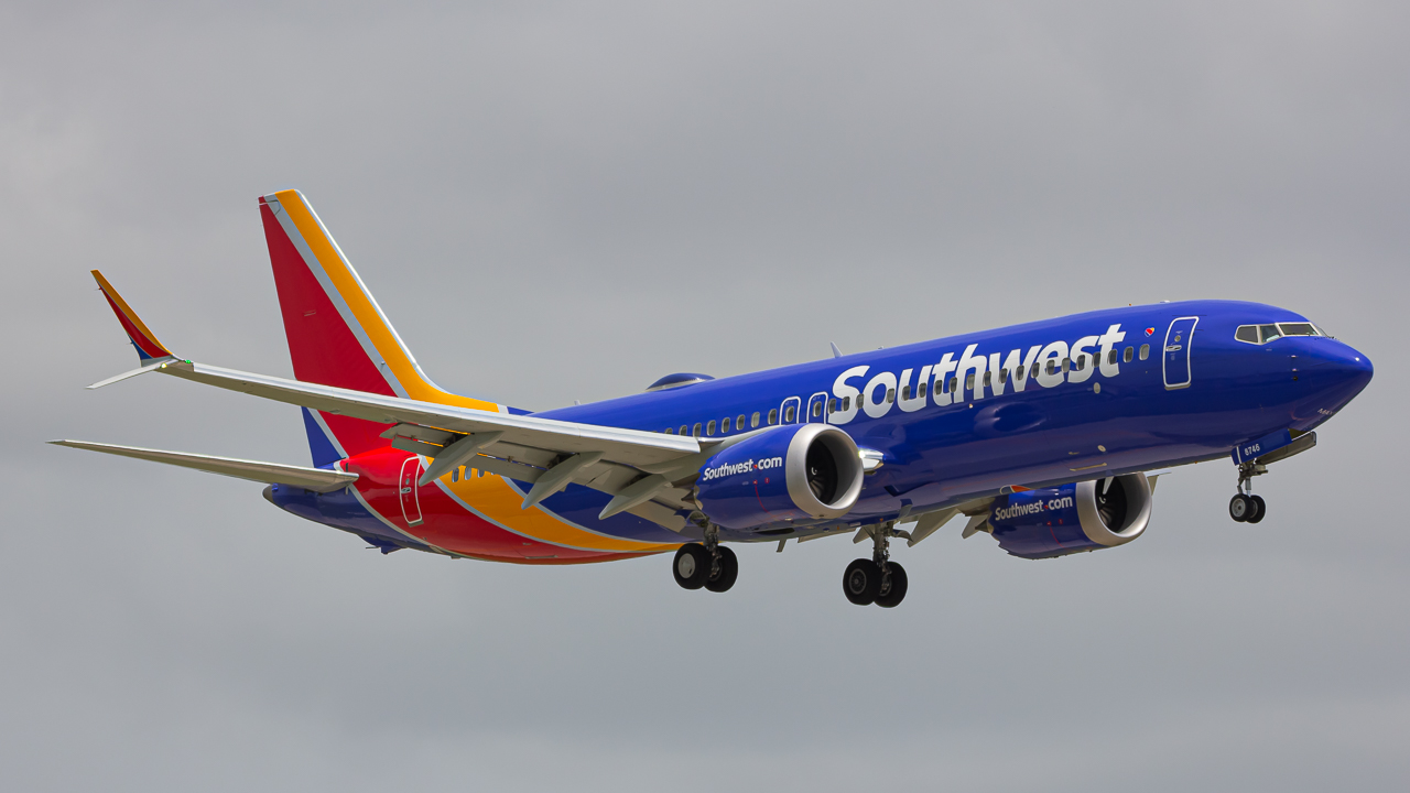 Full size: Southwest Airlines Boeing 737 MAX 8 N8746Q at Miami International Airport
