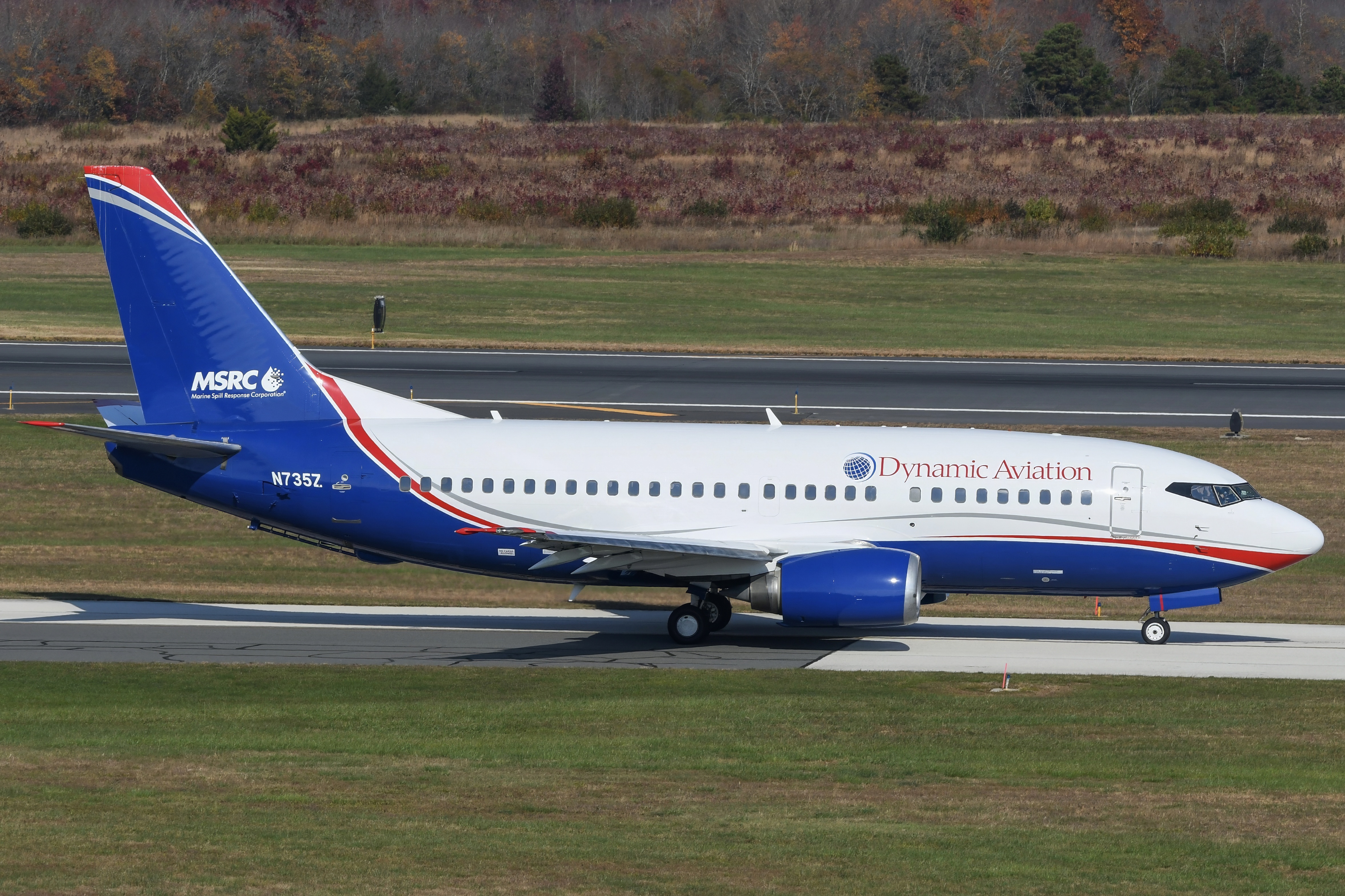 Full size: Dynamic Aviation  Boeing 737-500 N735Z at Atlantic City International Airport