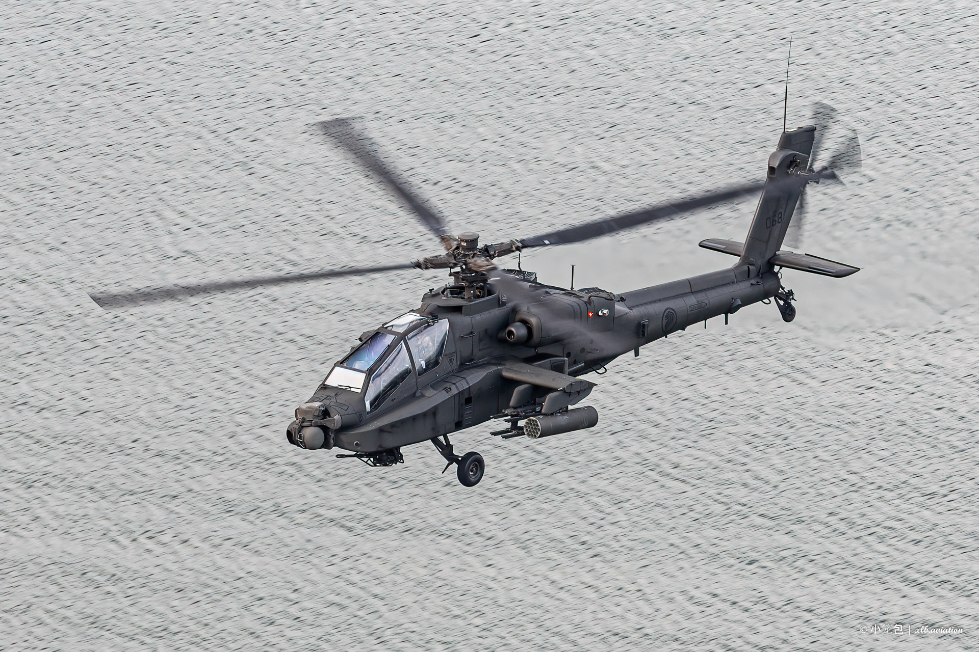 Full size: RSAF Boeing AH-64 Apache 068 at Paya Lebar AB