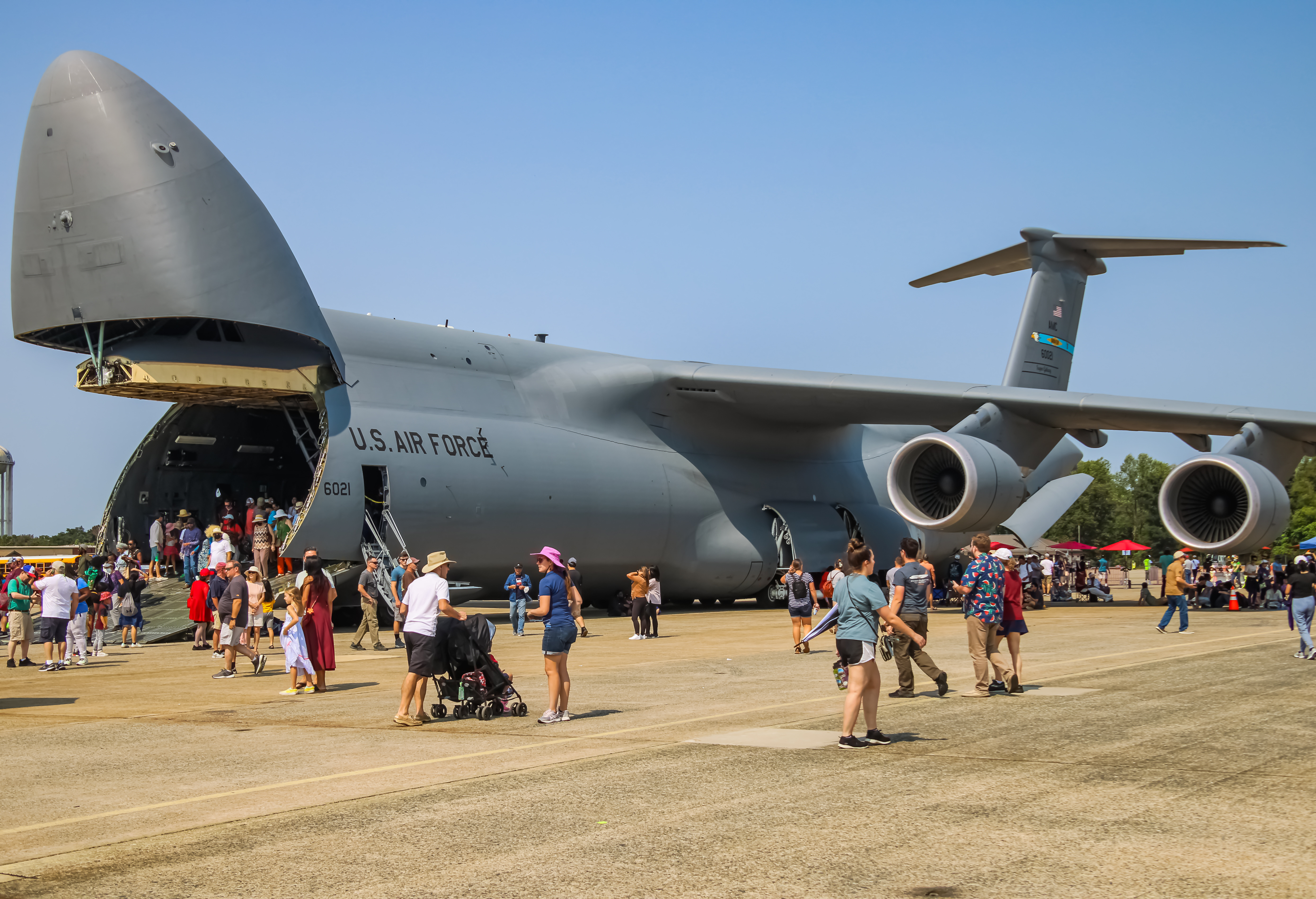 Full size: USAF - United States Air Force Lockheed Martin C-5M Super Galaxy  86-0021 at Joint Base Andrews