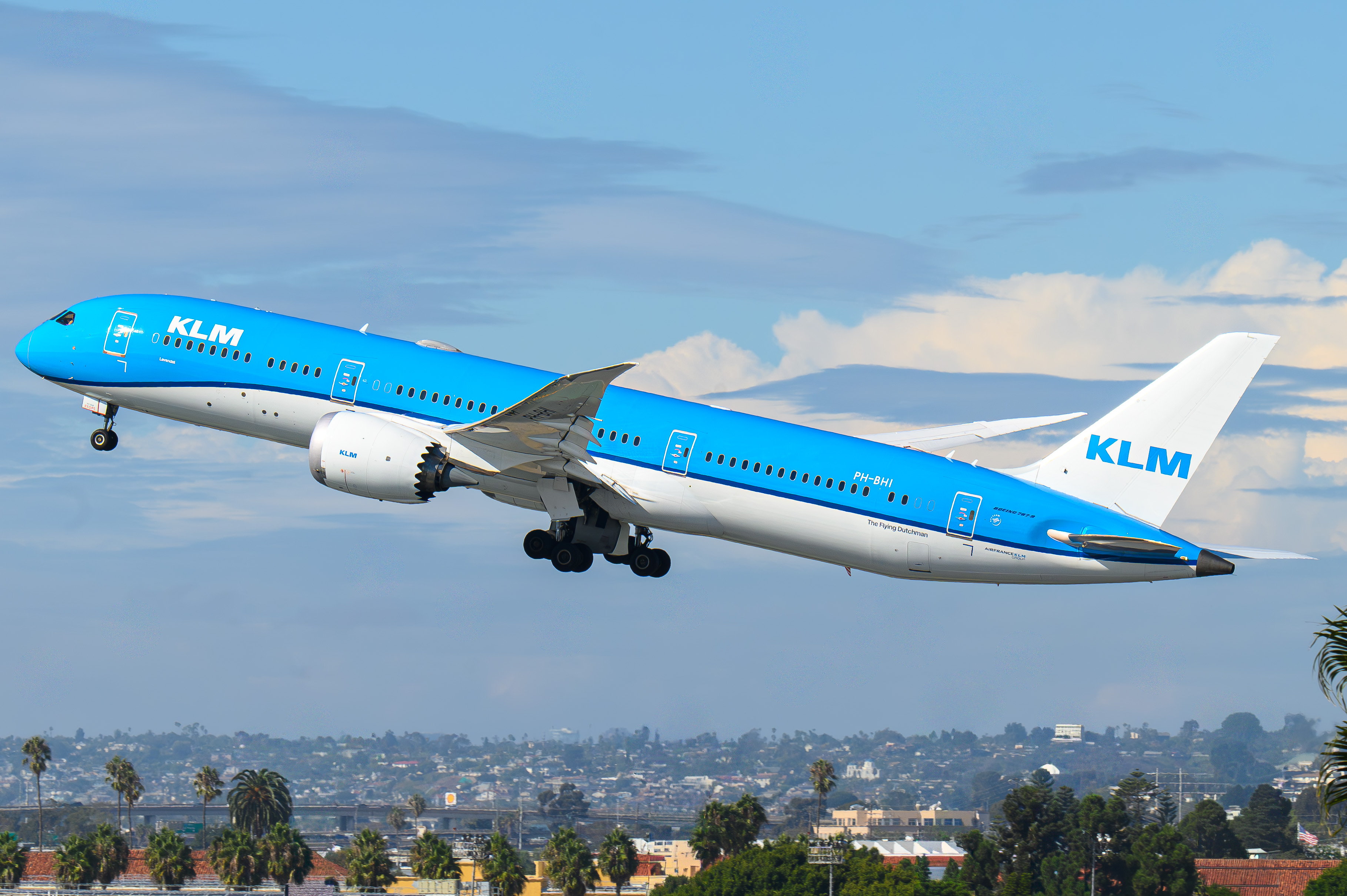 Full size: KLM Boeing 787-9 PH-BHI at San Diego International Airport