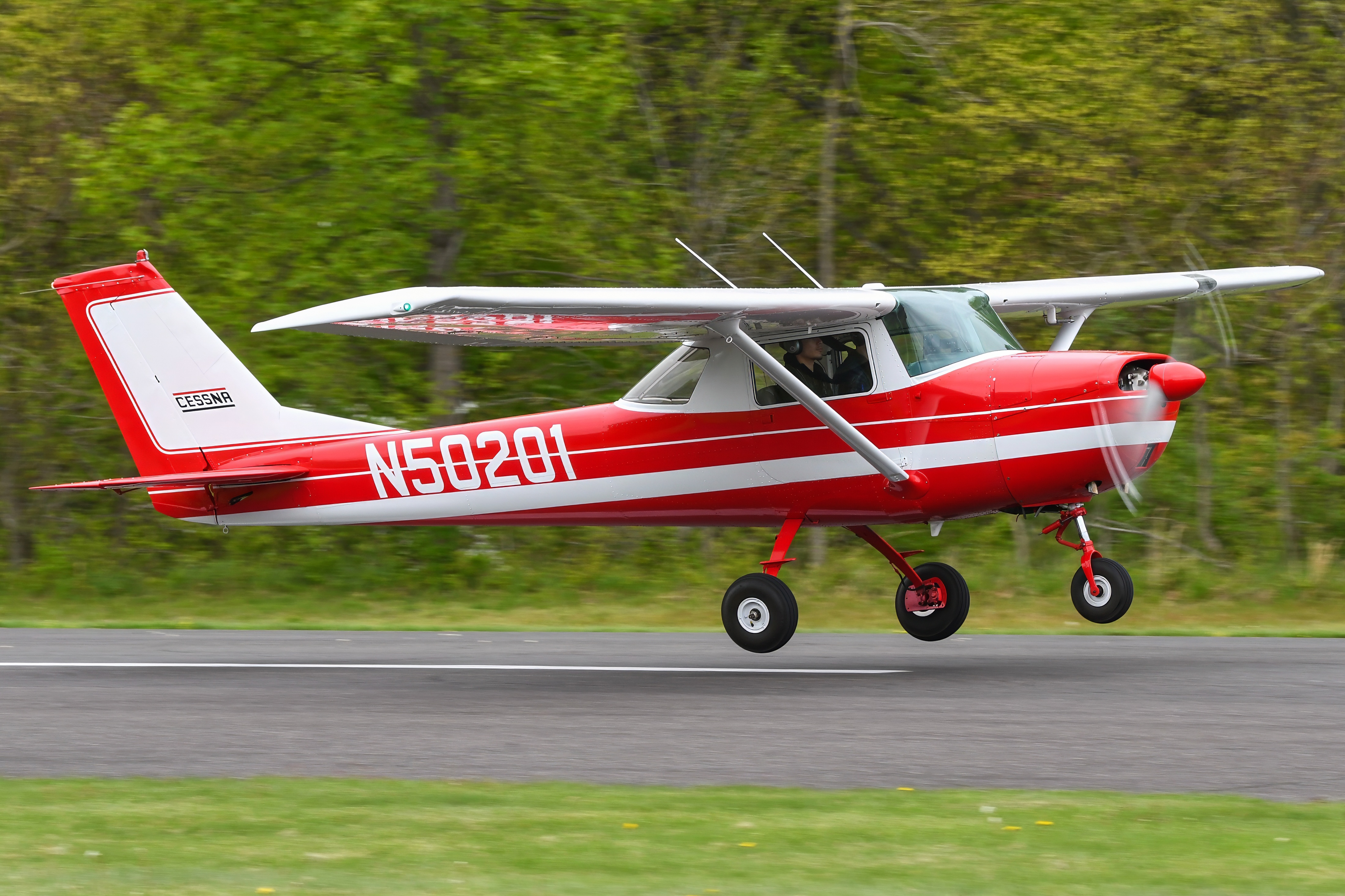 Full size: PRIVATE Cessna 150H N50201 at Flying W Airport