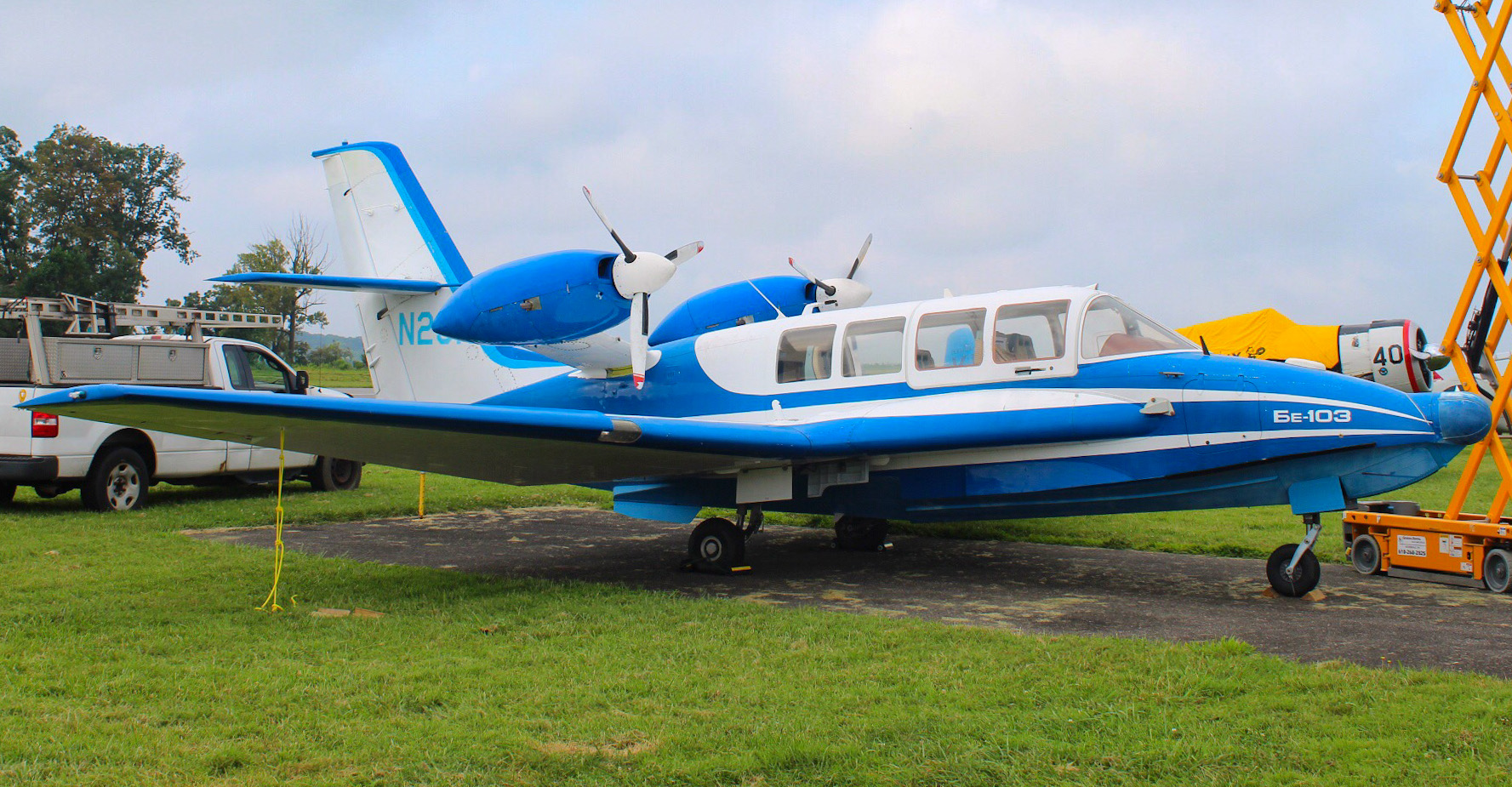 Full size: PRIVATE BERIEV AIRCRAFT COMPANY BE-103 N29KL at New Garden Airport