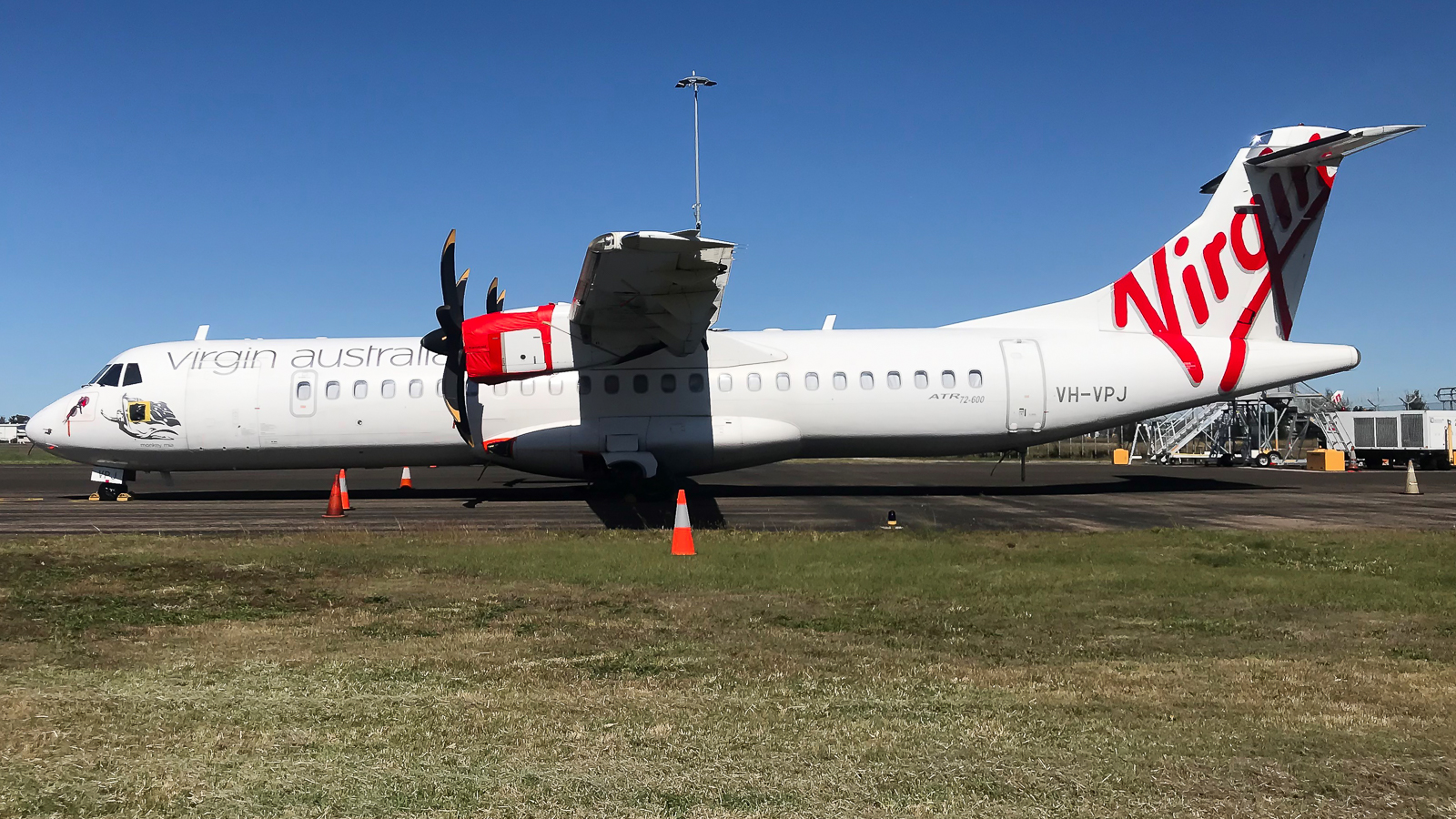 Full size: Virgin Australia ATR 72-600 VH-VPJ at Brisbane Airport