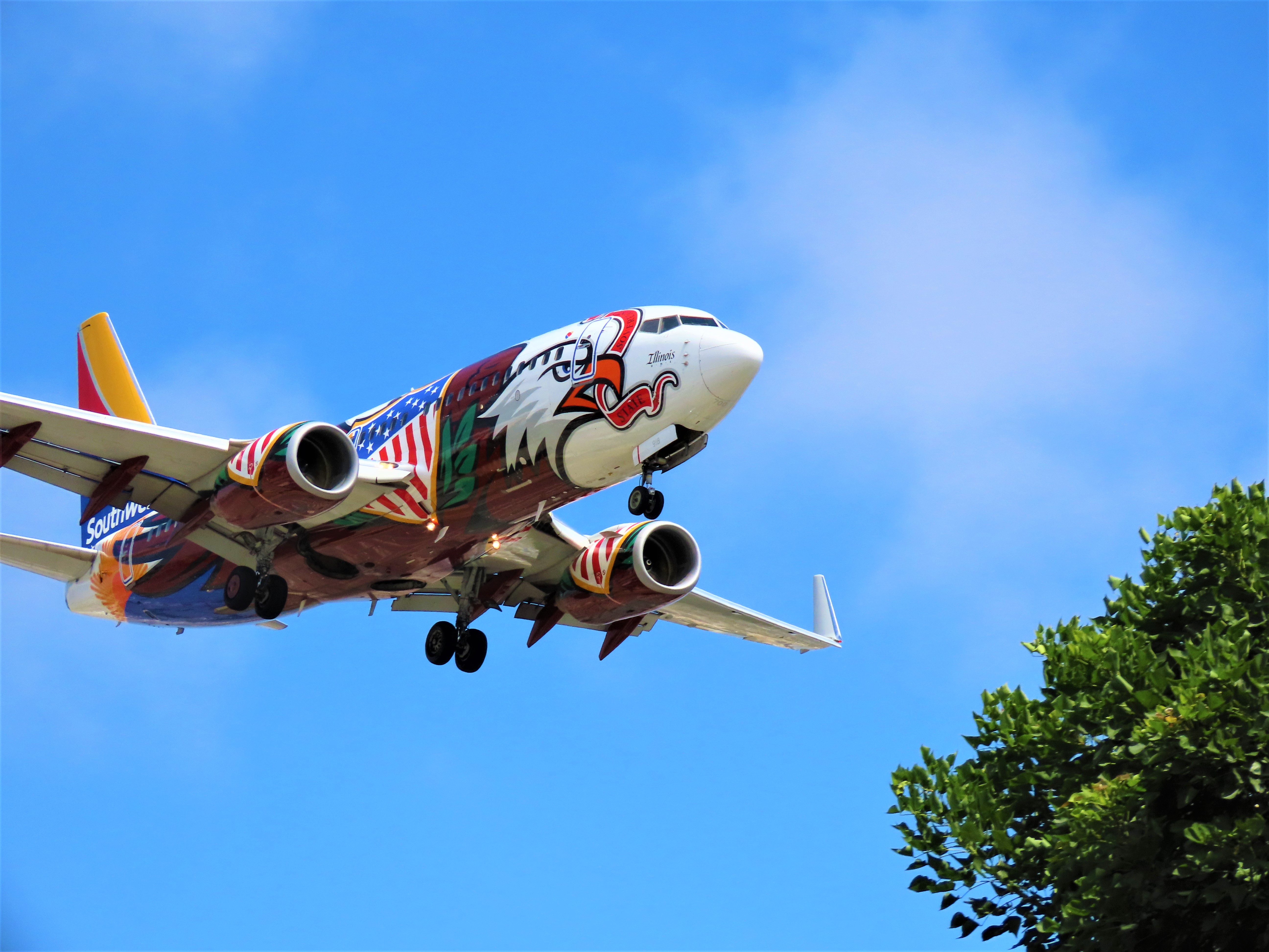 Full size: Southwest Airlines Boeing 737-700 N918WN at Los Angeles International Airport
