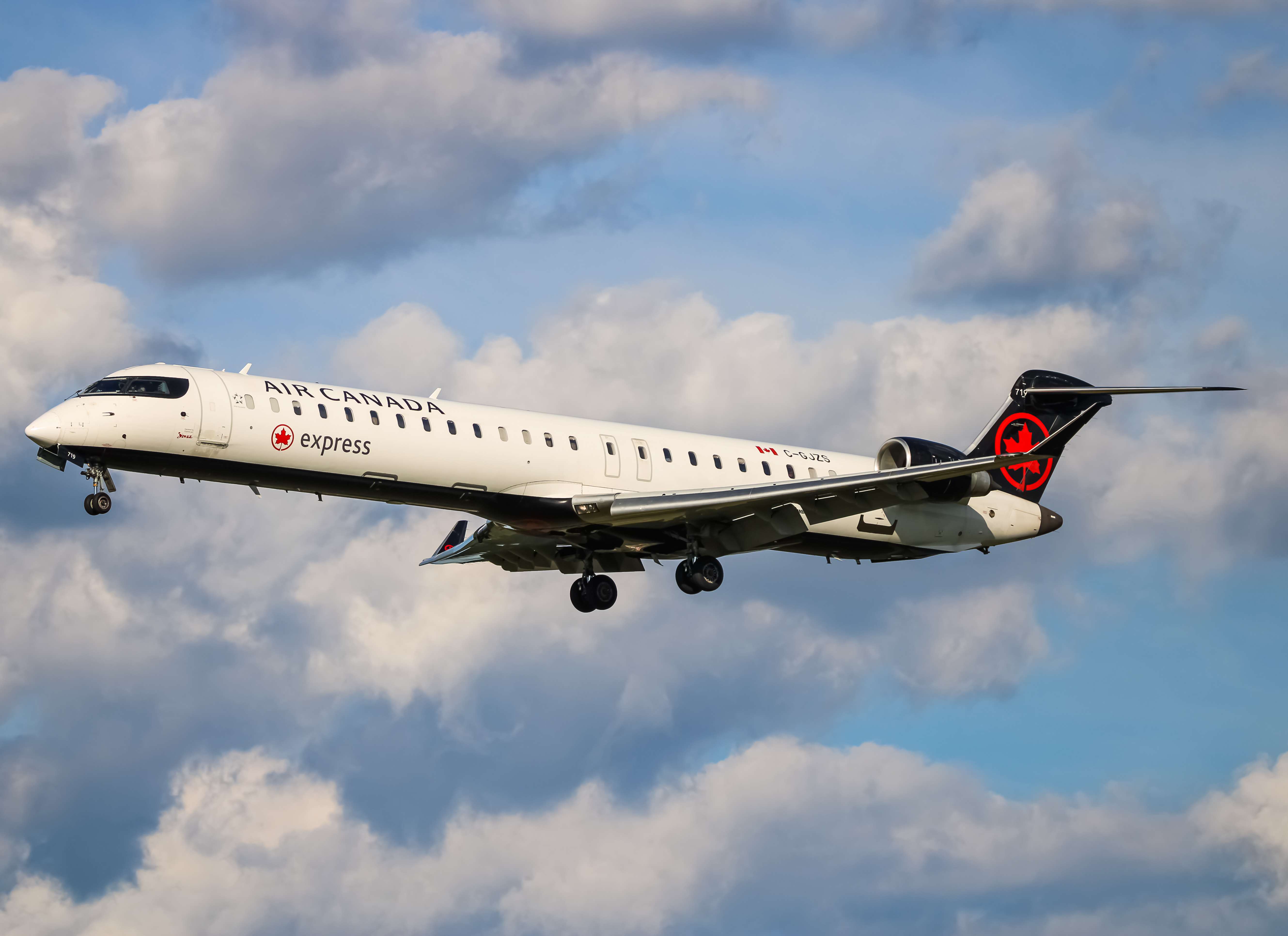 Full size: Air Canada Express Mitsubishi CRJ-900 C-GJZS at Baltimore/Washington International Thurgood Marshall Airport