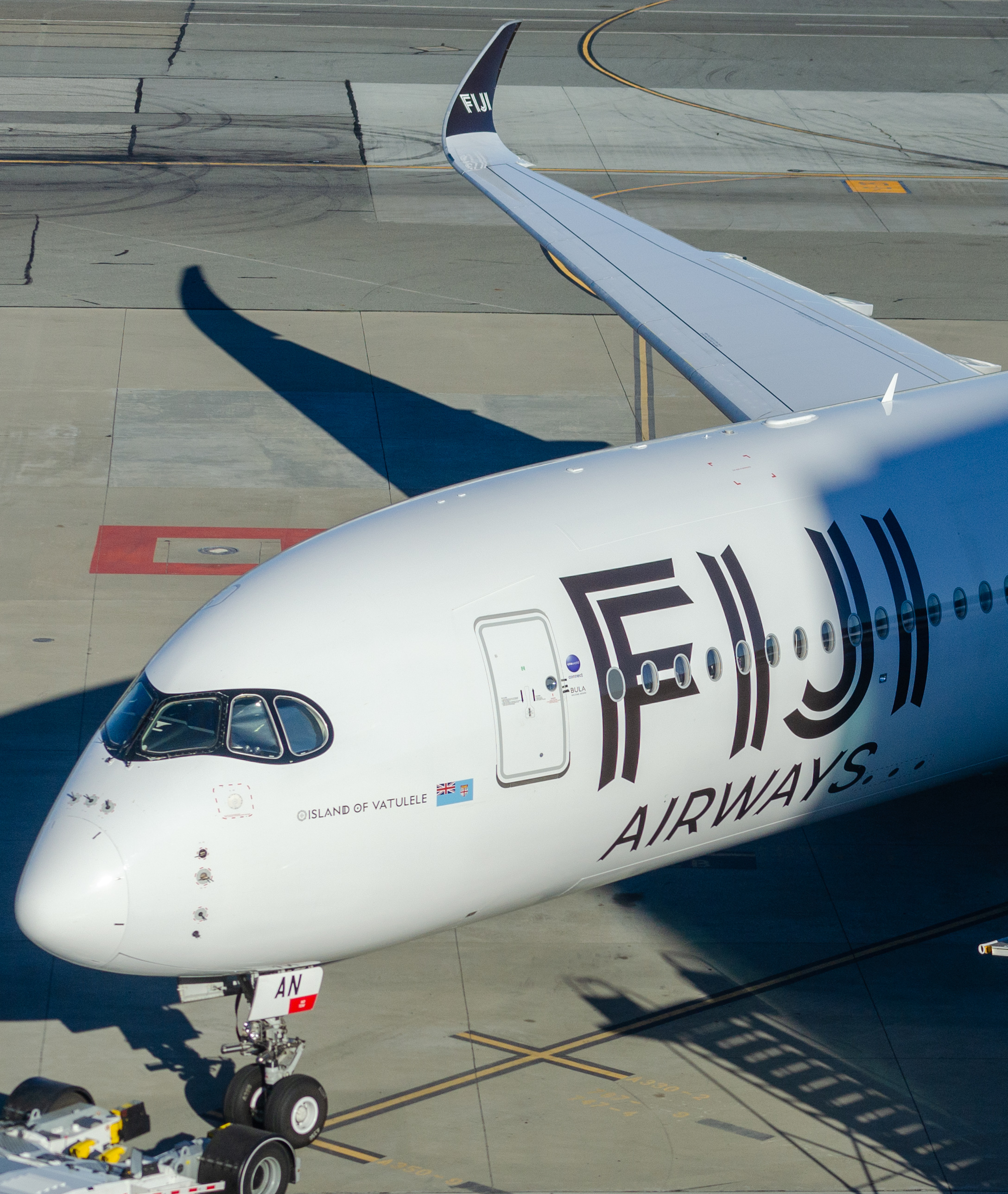 Full size: Fiji Airways Airbus A350-900 DQ-FAN at San Francisco International Airport