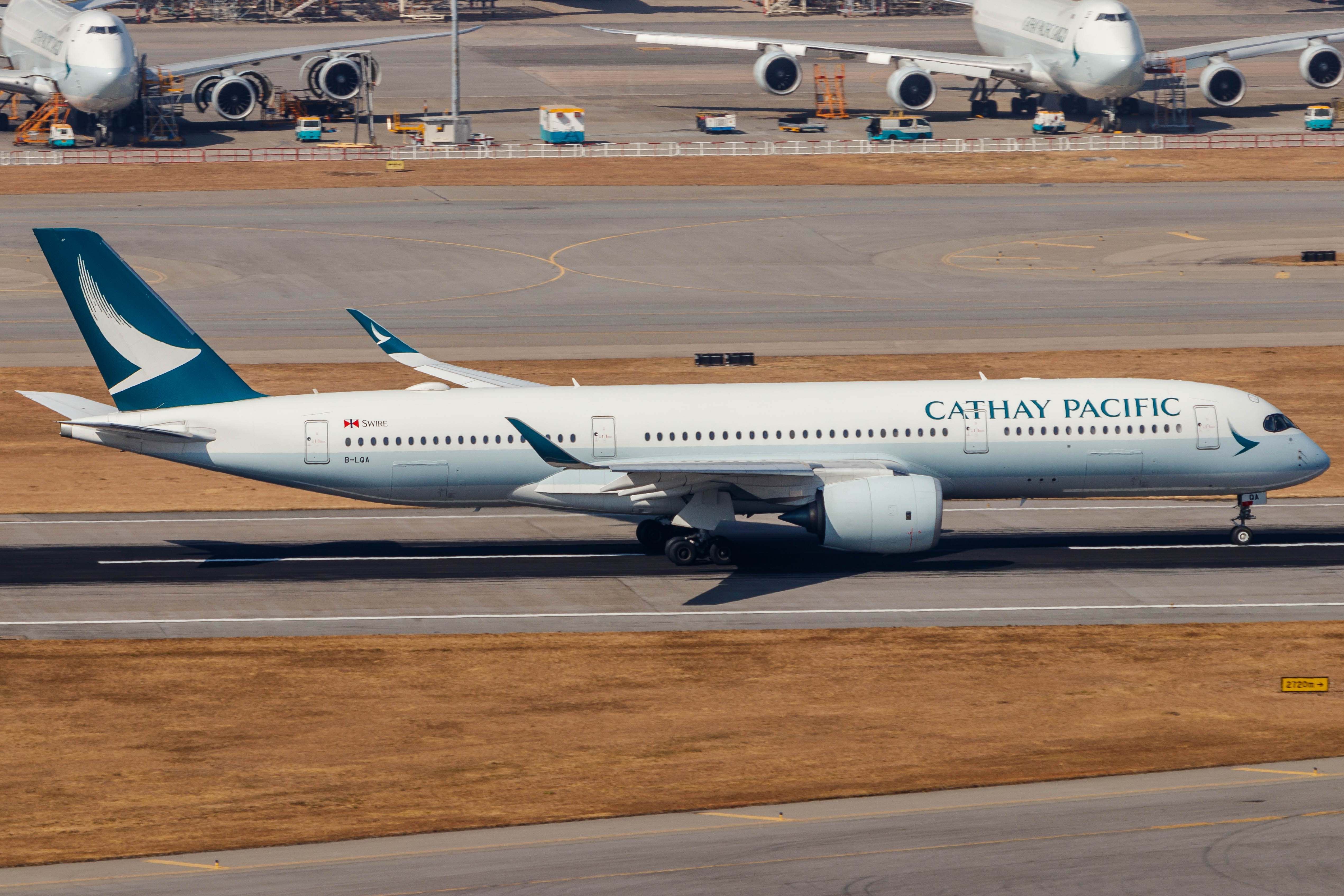 Full size: Cathay Pacific Airbus A350-900 B-LQA at Hong Kong International Airport