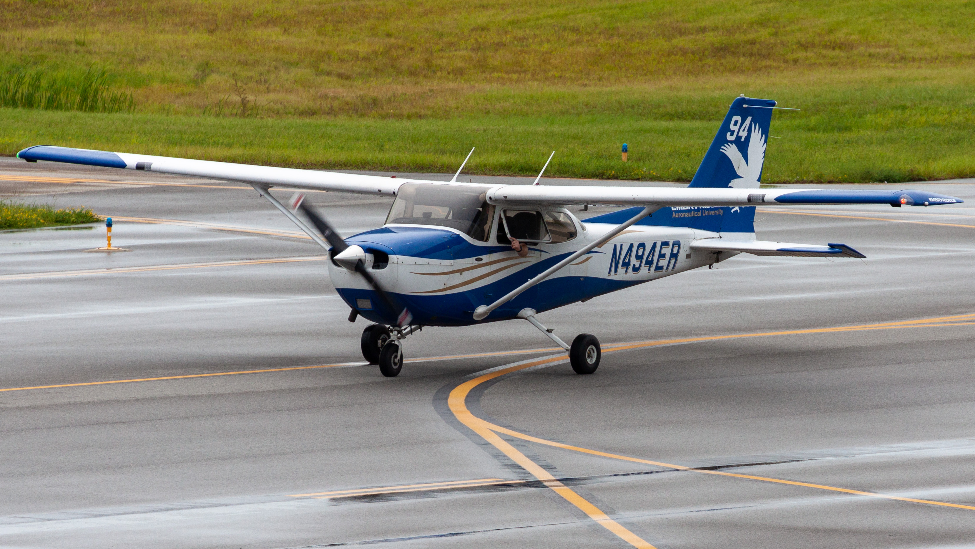 Full size: Embry-Riddle Aeronautical University Cessna 172 N494ER at Daytona Beach International Airport