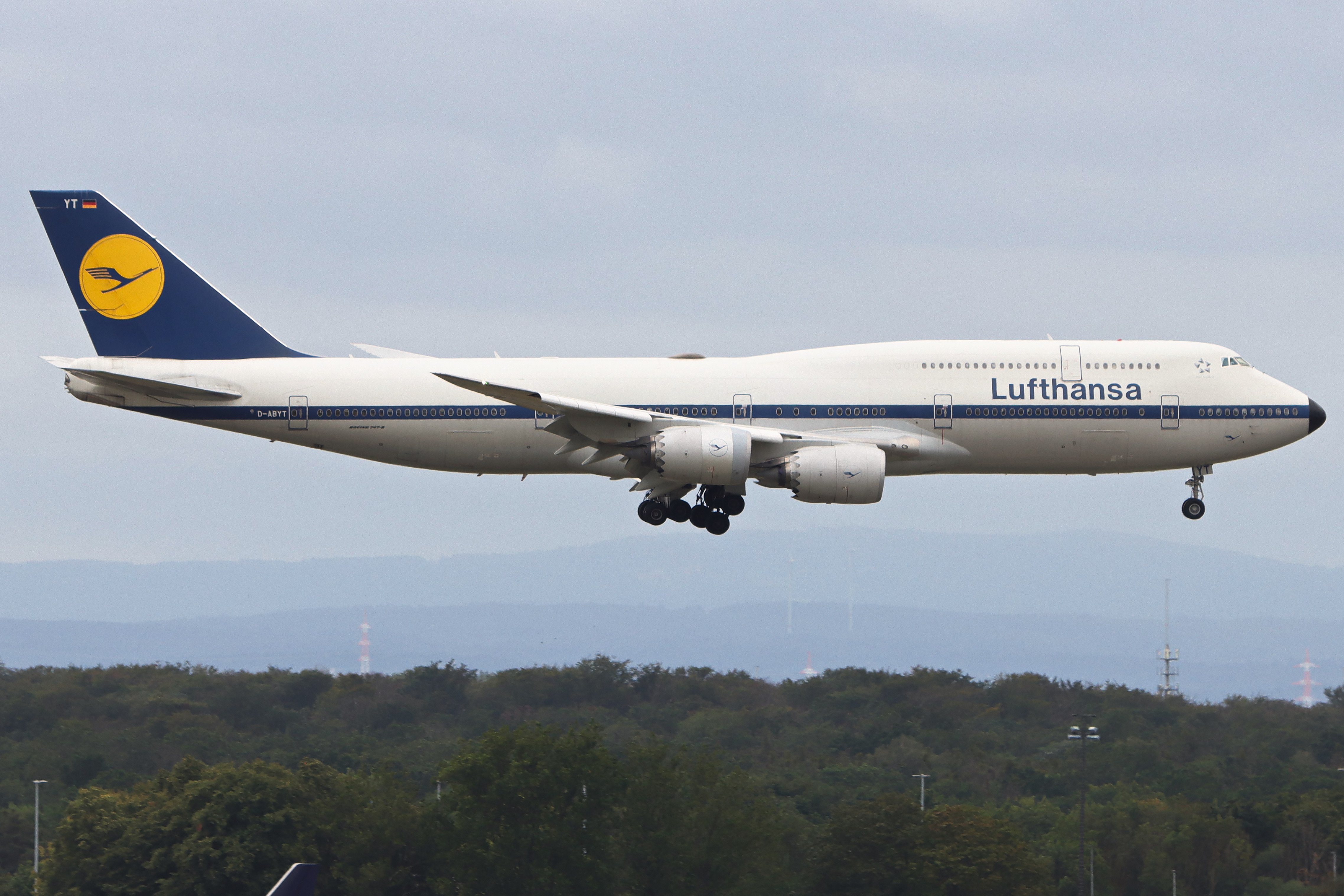 Full size: Lufthansa Boeing 747-8i D-ABYT at Frankfurt International Airport