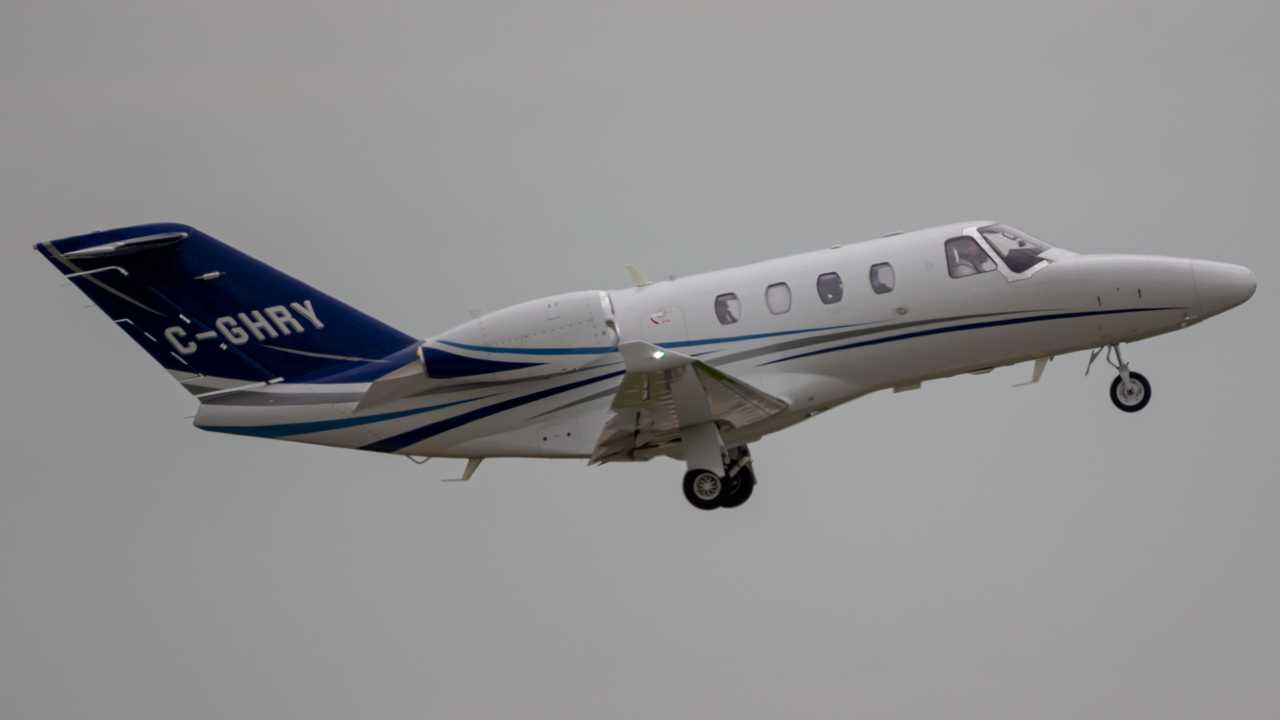 Full size: PRIVATE Cessna Citation M2 C-GHRY at John Glenn Columbus International Airport