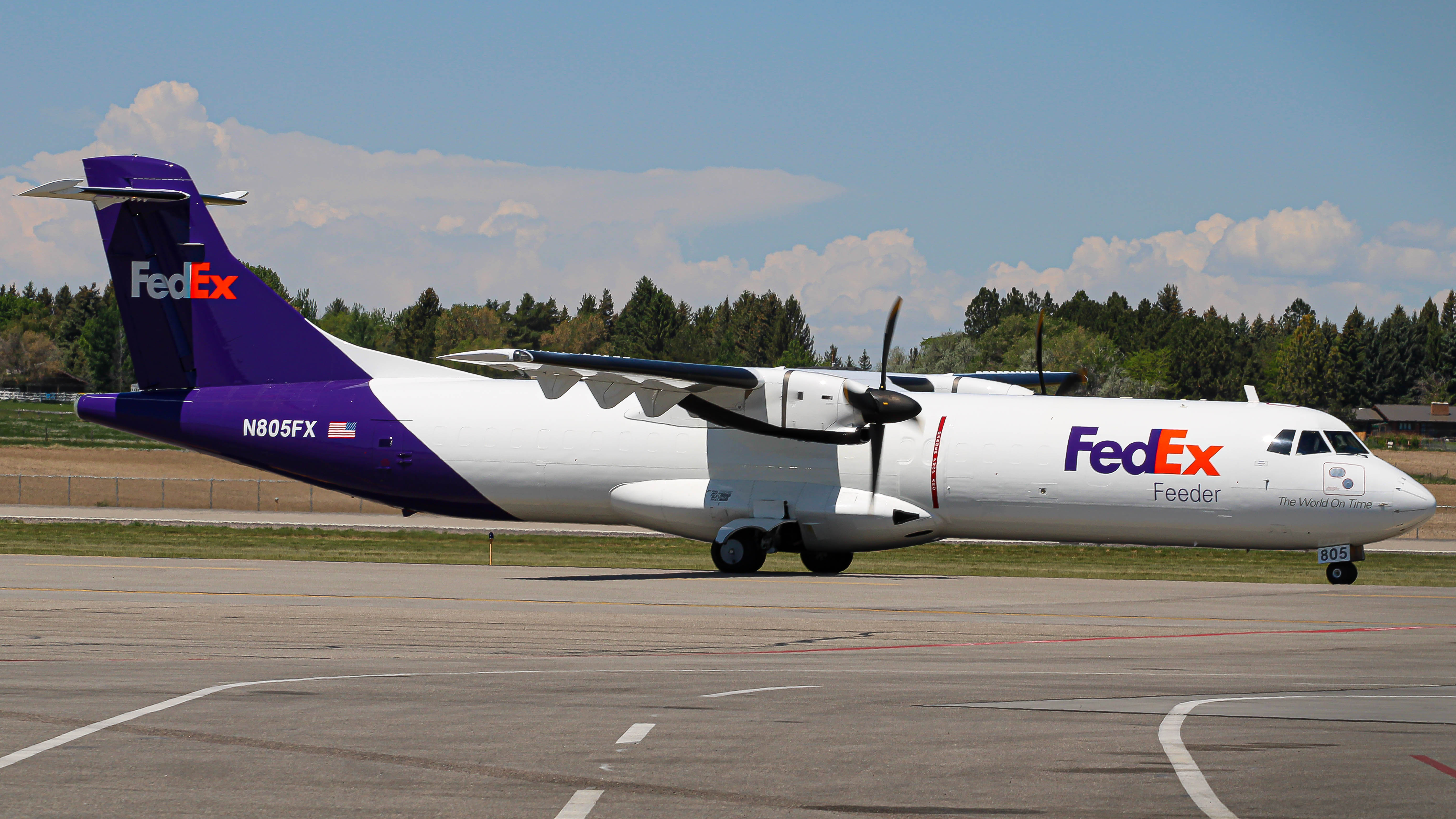 Full size: FedEx ATR 72-200F N805FX at Idaho Falls Regional Airport