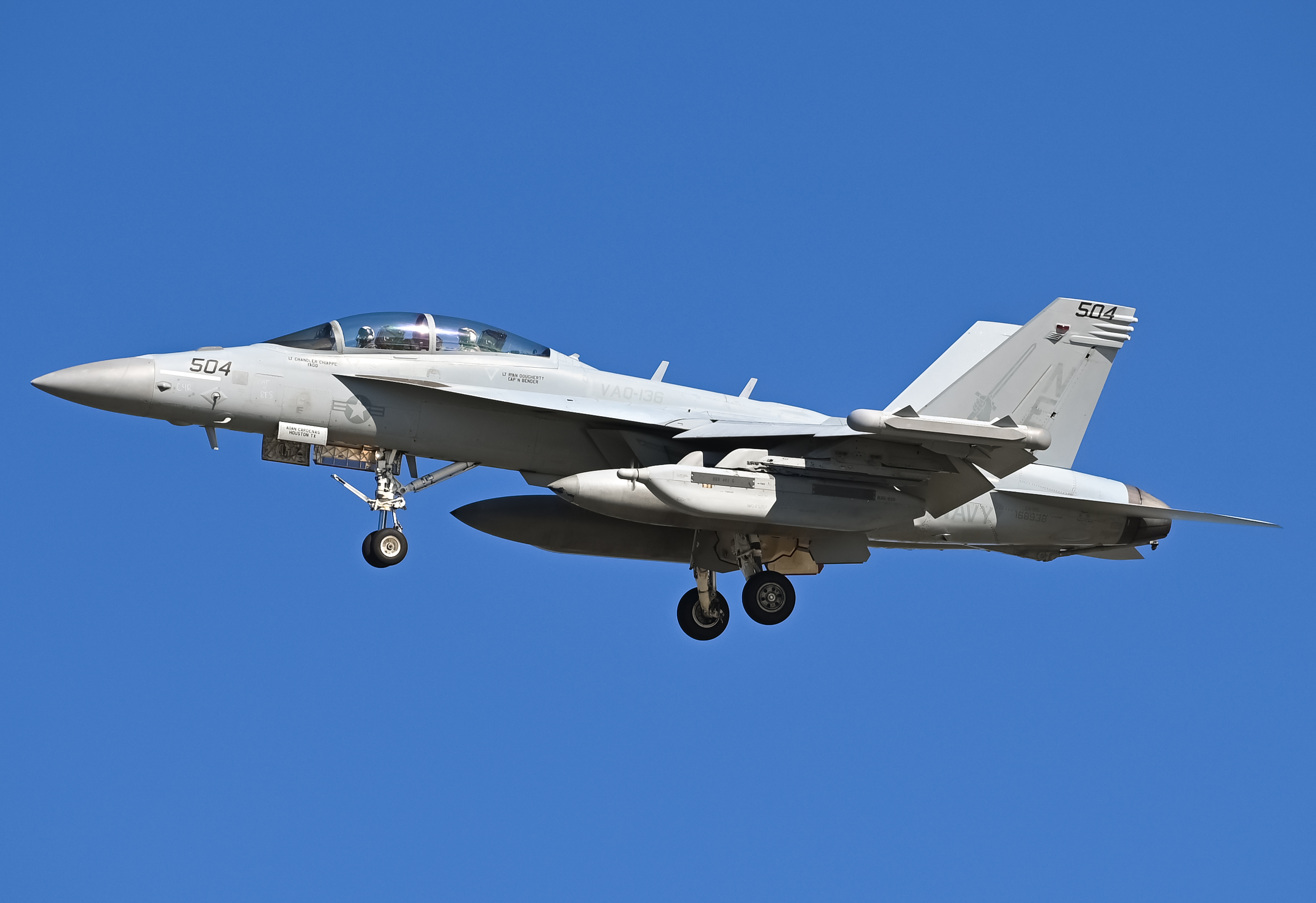 Full size: USN - United States Navy Boeing EA-18G Growler 168938 at North Island NAS