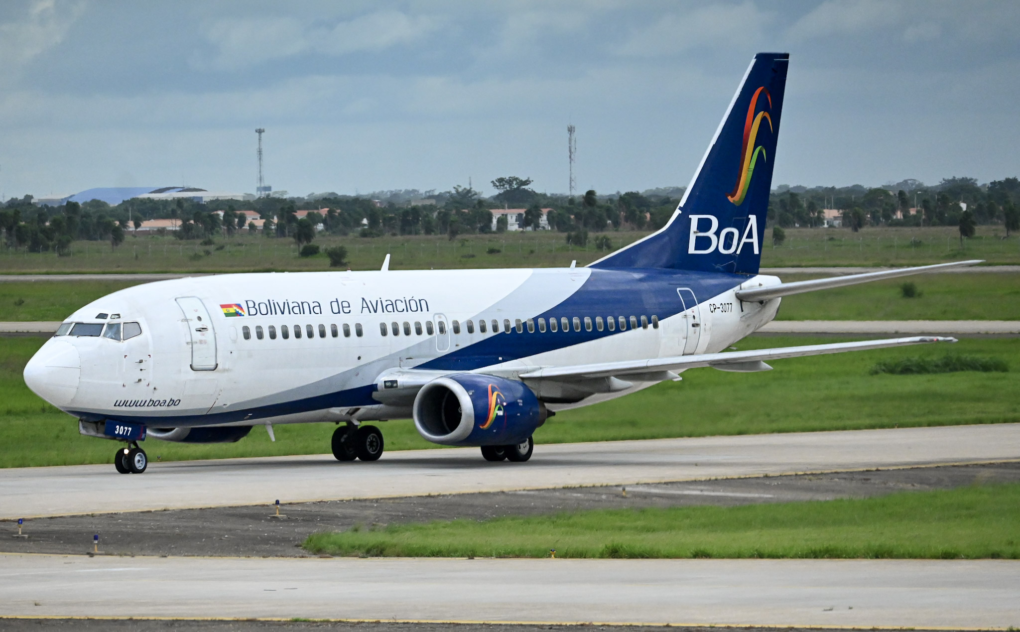 Full size:  Boliviana de Aviación Boeing 737-300 CP-3077 at Santa Cruz Viru Viru International Airport