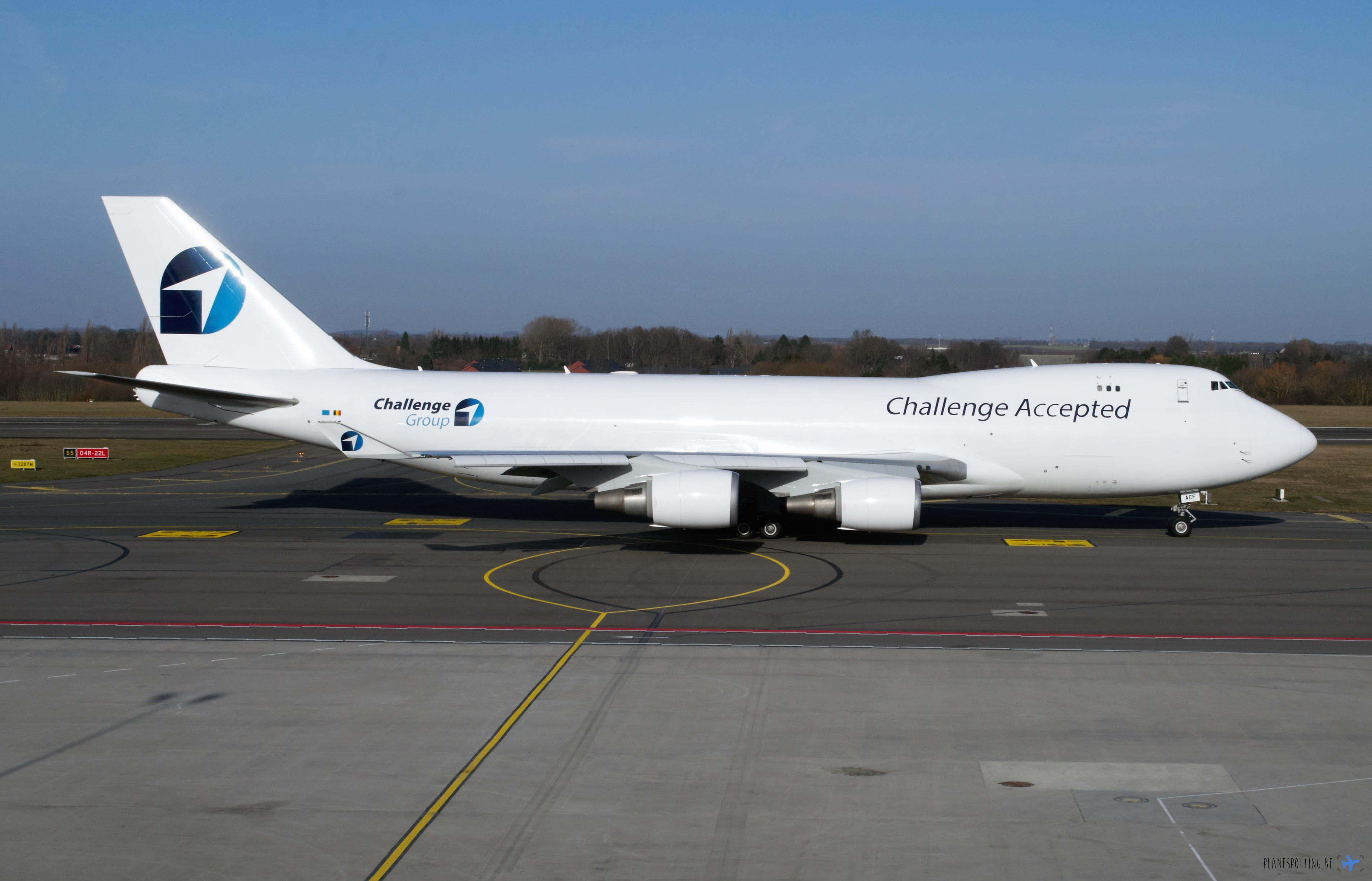 Full size: Challenge Airlines Boeing 747-400F OO-ACF at Liege Airport