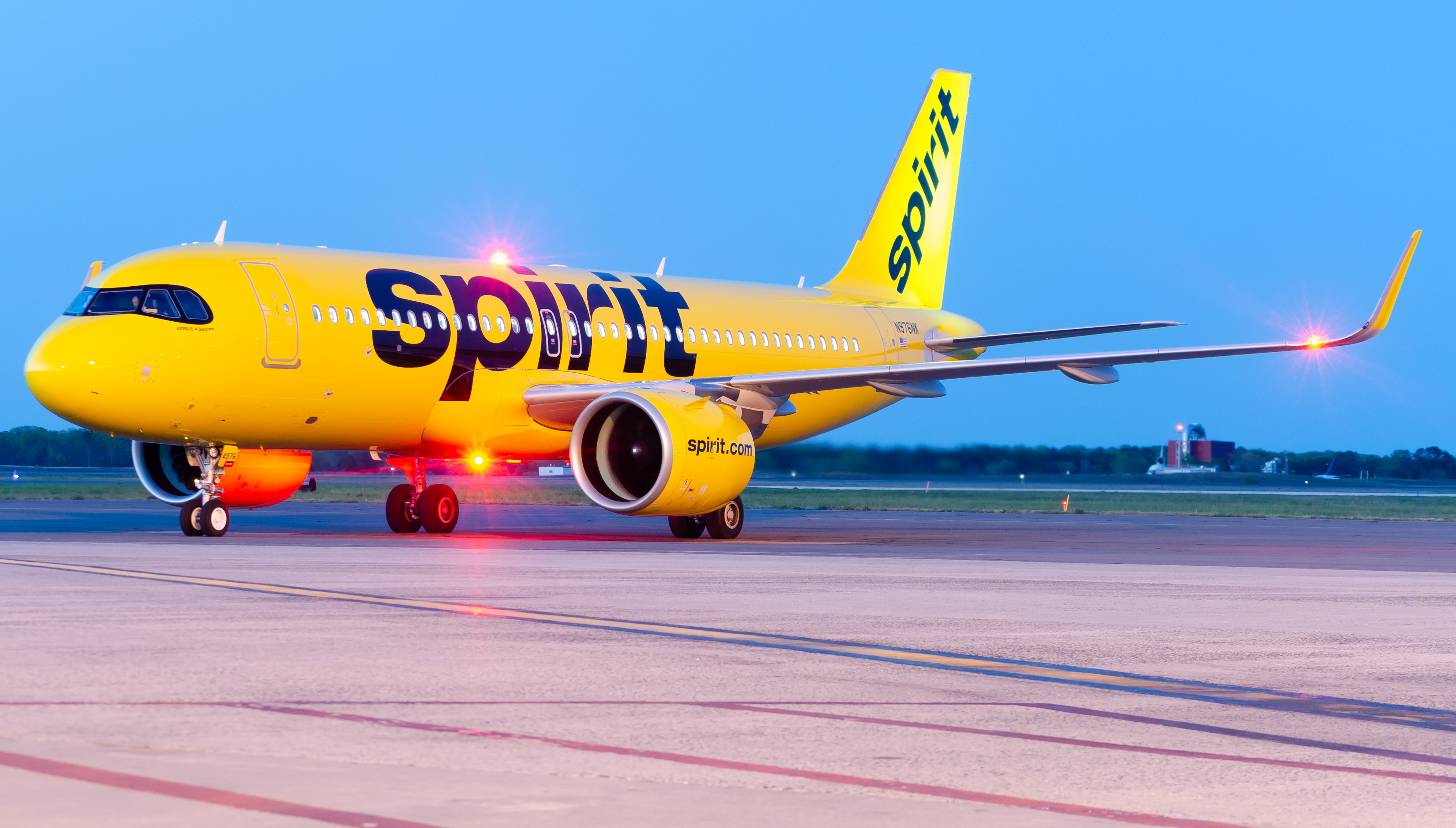 Full size: Spirit Airlines Airbus A320NEO N976NK at Atlantic City International Airport