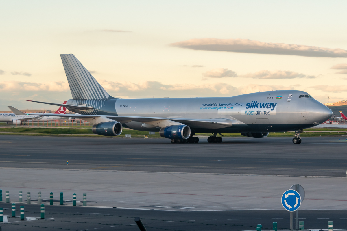 Full size: Silk Way West Airlines Boeing 747-400F 4K-BCI at Madrid Barajas Airport