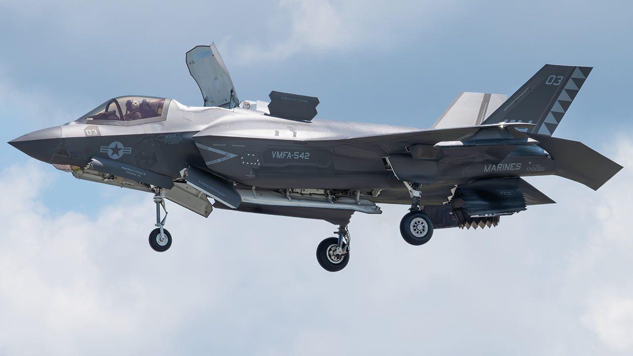 Full size: USMC - United States Marine Corp Lockheed Martin F-35 Lightning 170066 at Sirnak Airport