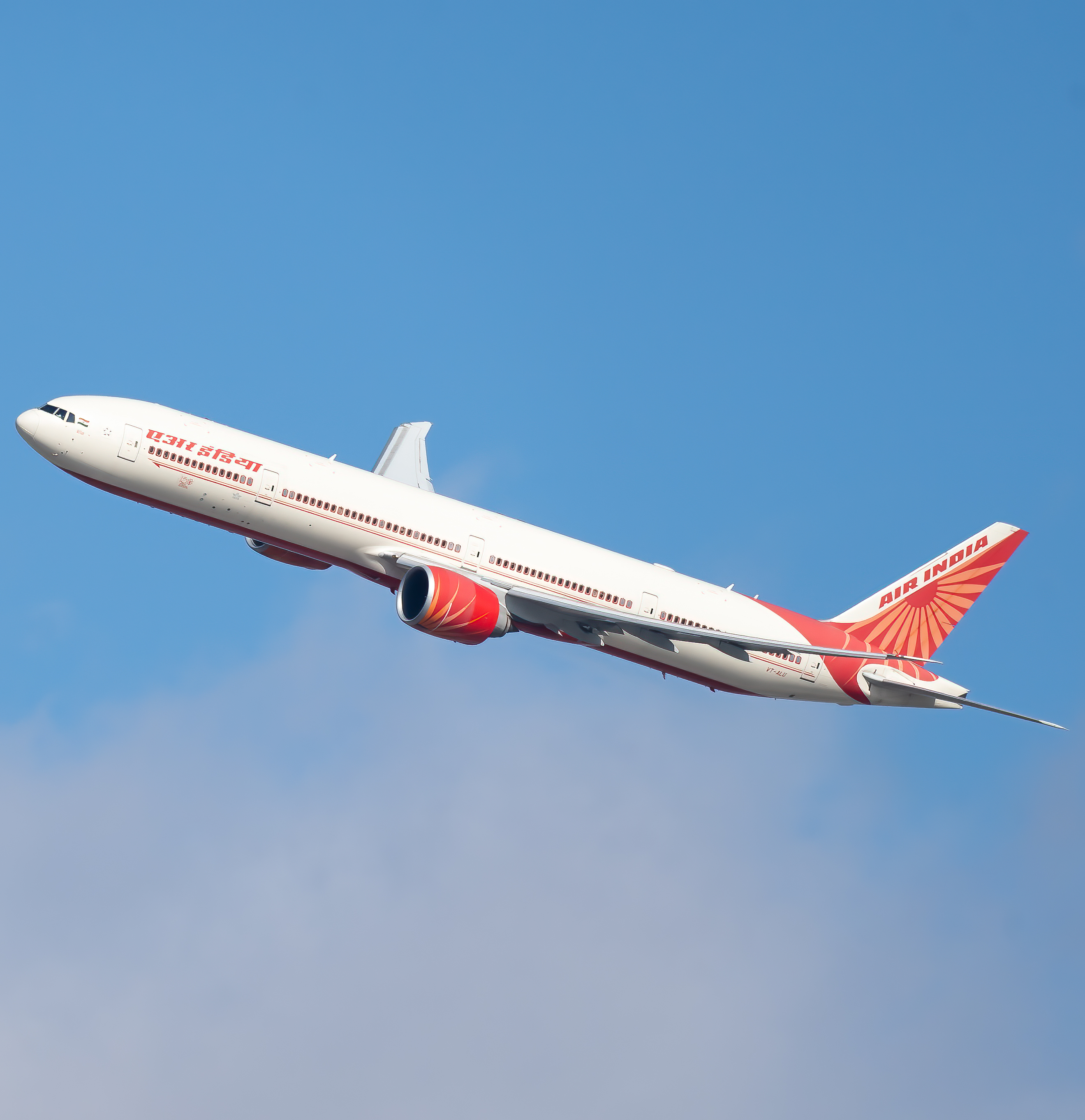 Full size: Air India Boeing 777-300ER VT-ALU at John F. Kennedy International Airport