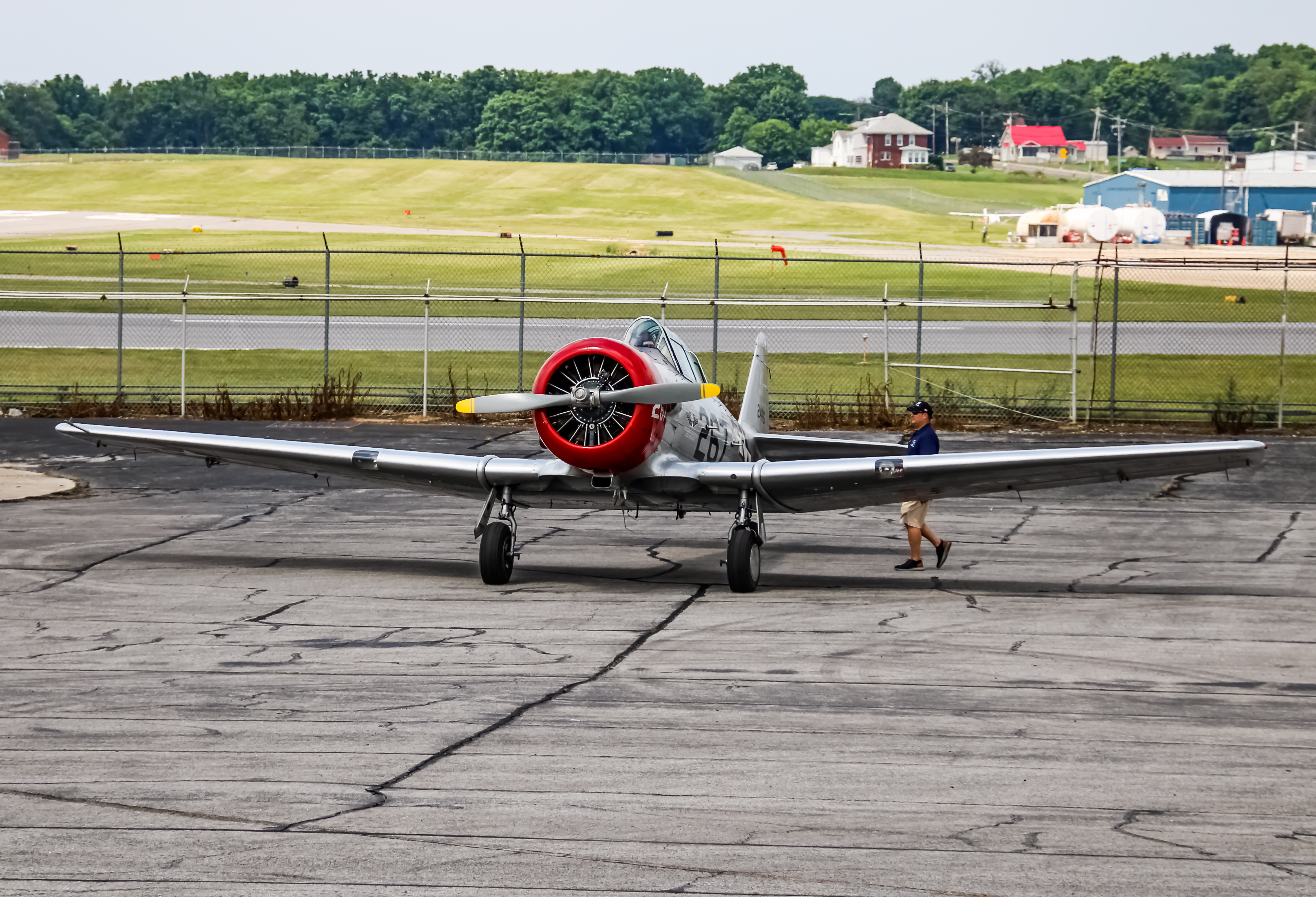 Full size: PRIVATE North American T-6 Texan N6253C at Hagerstown Regional Airport-Richard A Henson Field
