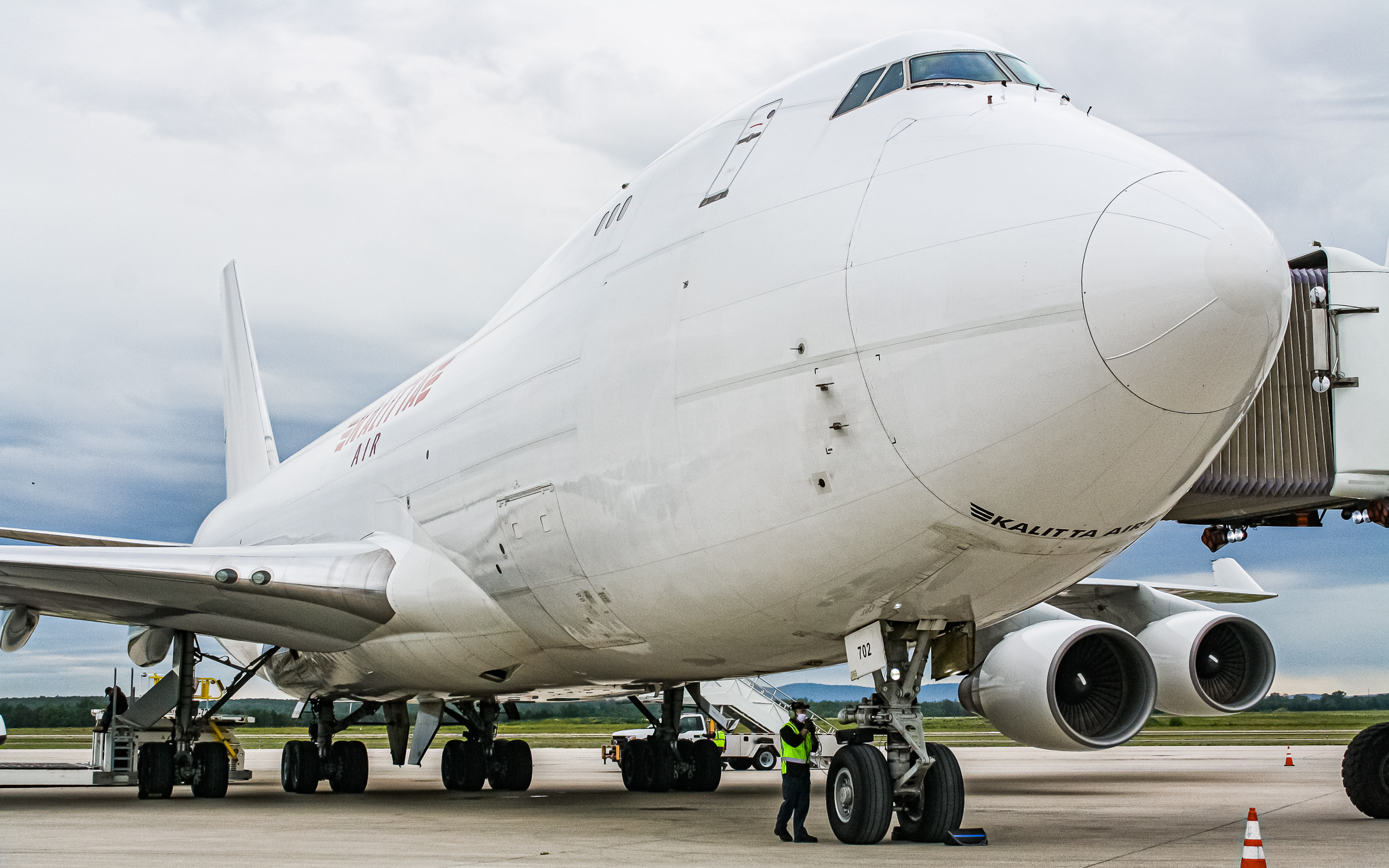 Full size: Kalitta Air Boeing 747-400F N702CK at Washington Dulles International Airport