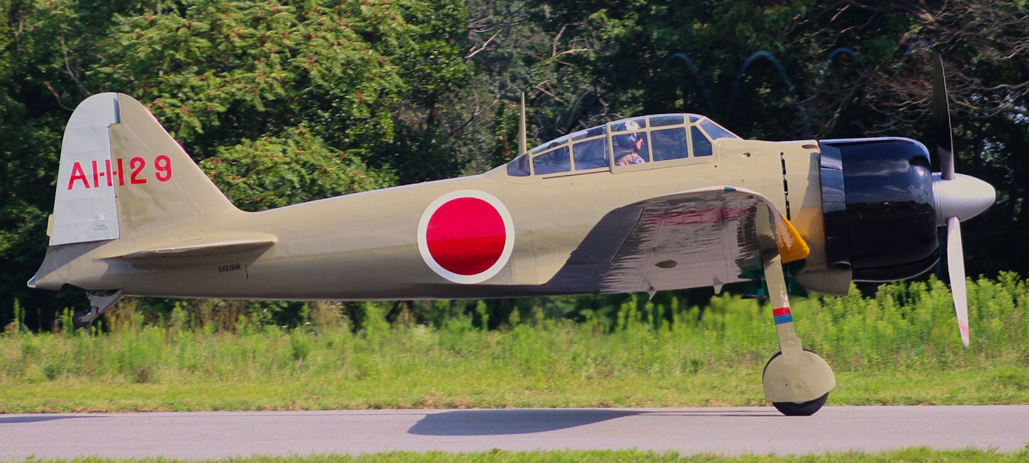 Full size: PRIVATE Mitsubishi AM6M2 Zero  NX8280K at New Garden Airport