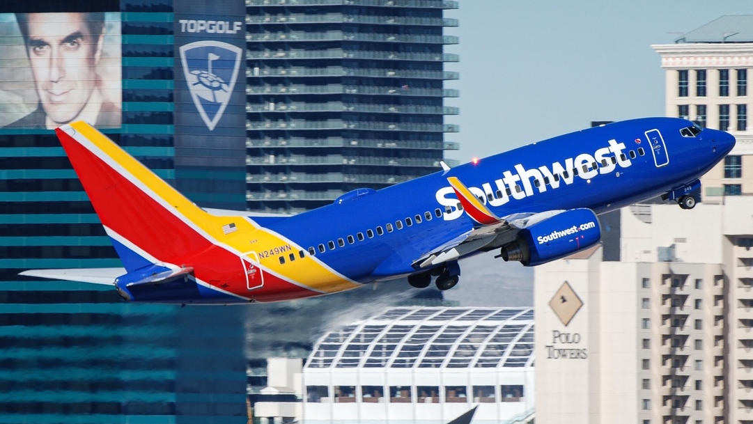 Full size: Southwest Airlines Boeing 737-700 N249WN at Harry Reid International Airport