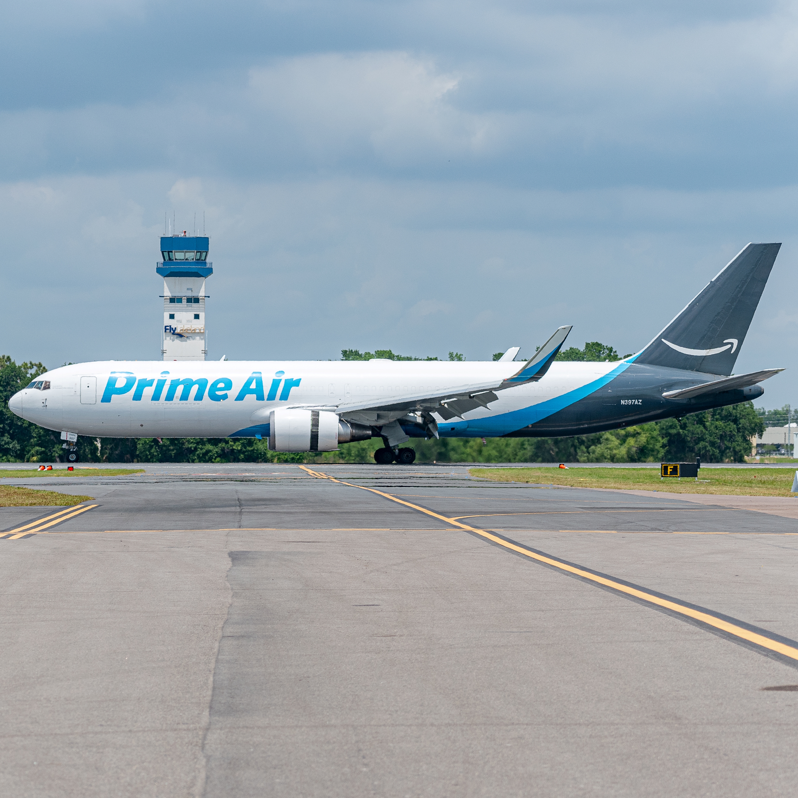 Full size: Prime Air Boeing 767-300F N397AZ at Lakeland Linder International Airport