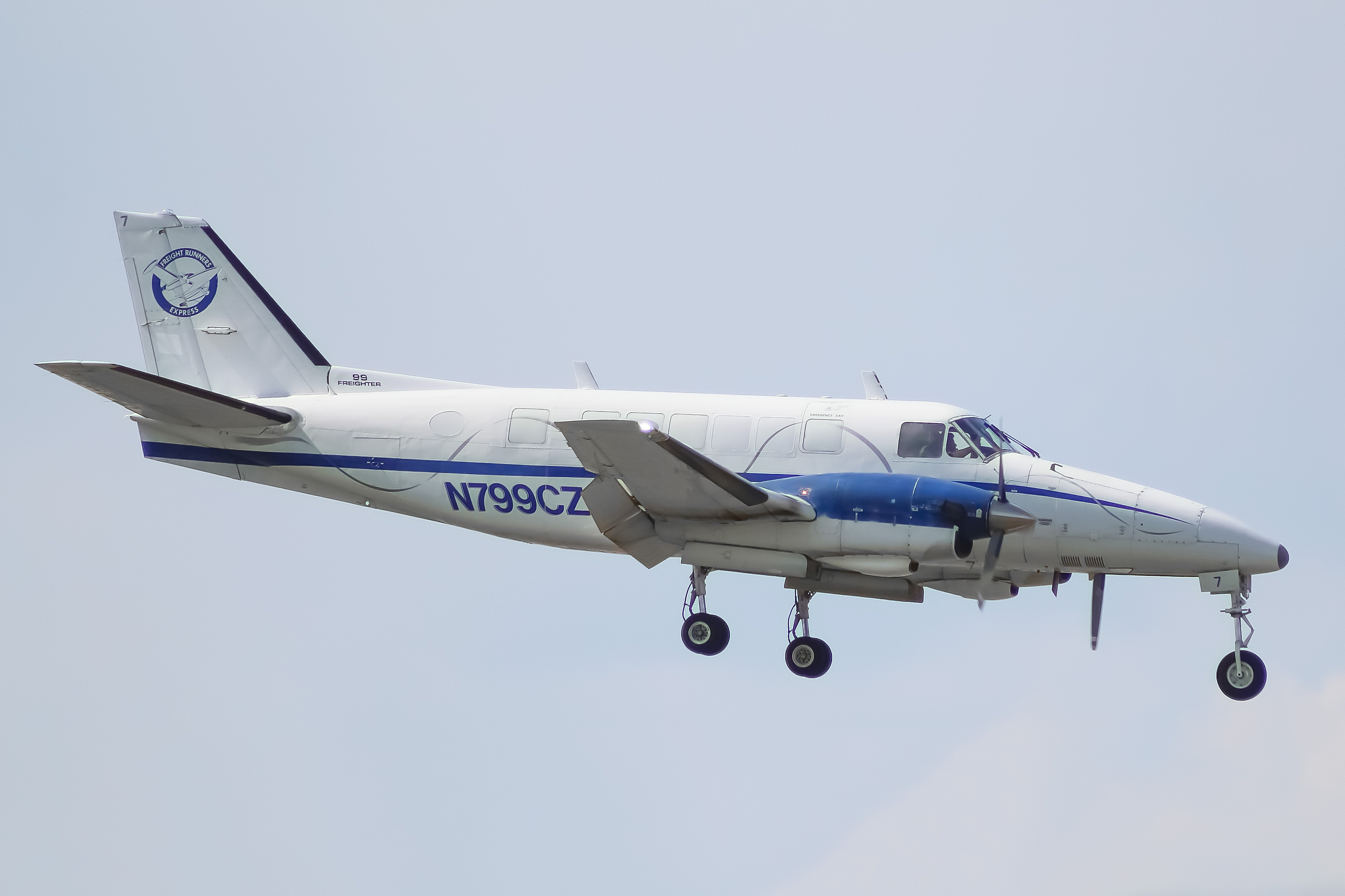 Full size: Freight Runners Express Beech 99 Airliner N799CZ at General Mitchell International Airport