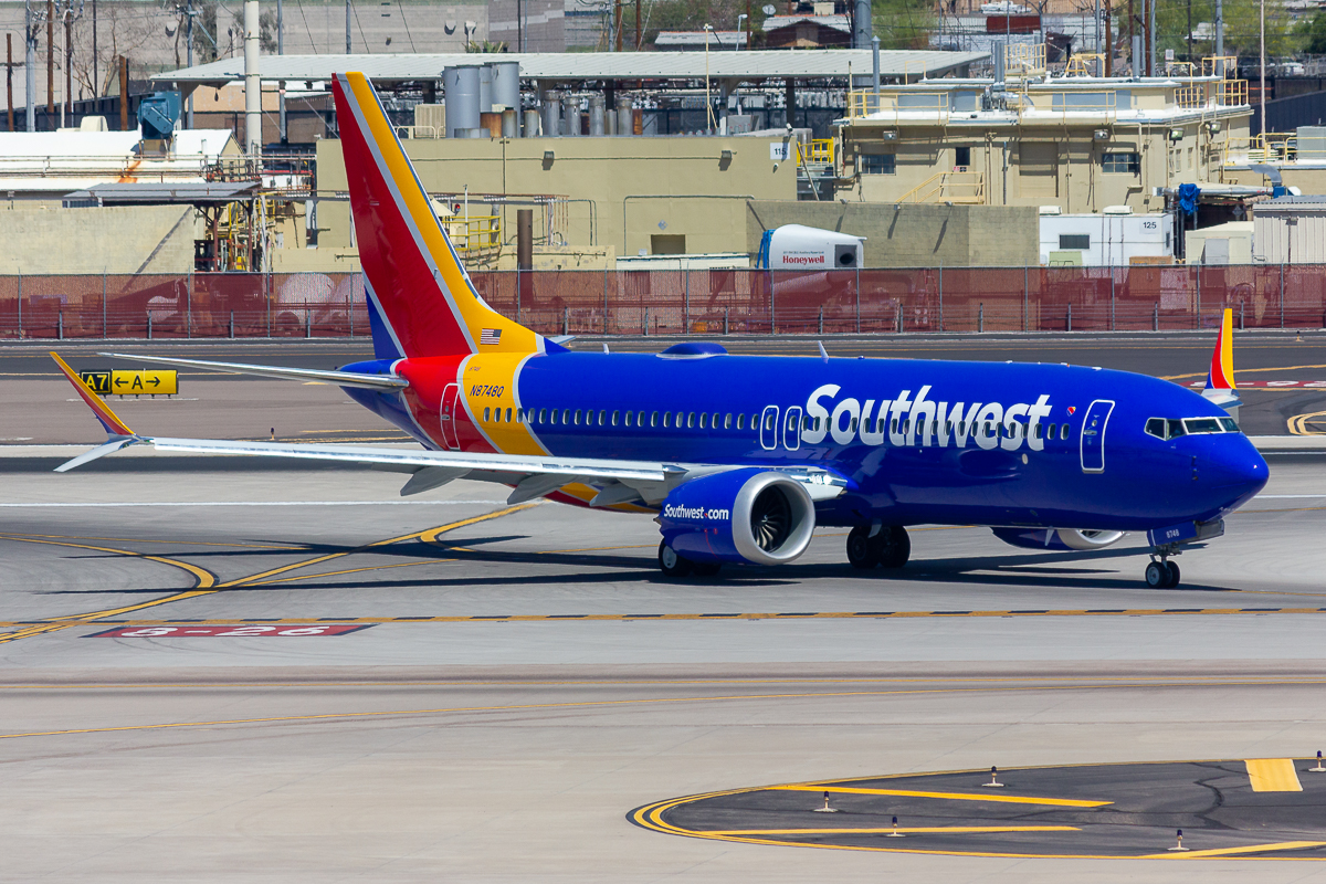 Full size: Southwest Airlines Boeing 737 MAX 8 N8748Q at Phoenix Sky Harbor International Airport