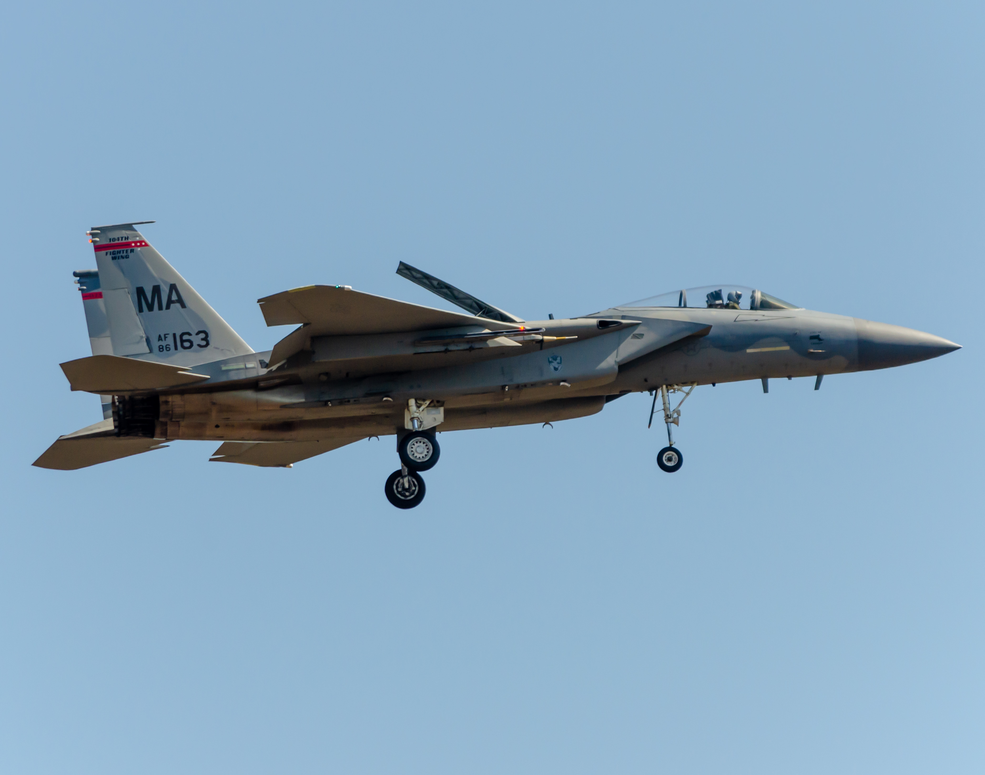 Full size: USAF - United States Air Force McDonnell Douglas F-15 Eagle 86-0163 at Atlantic City International Airport