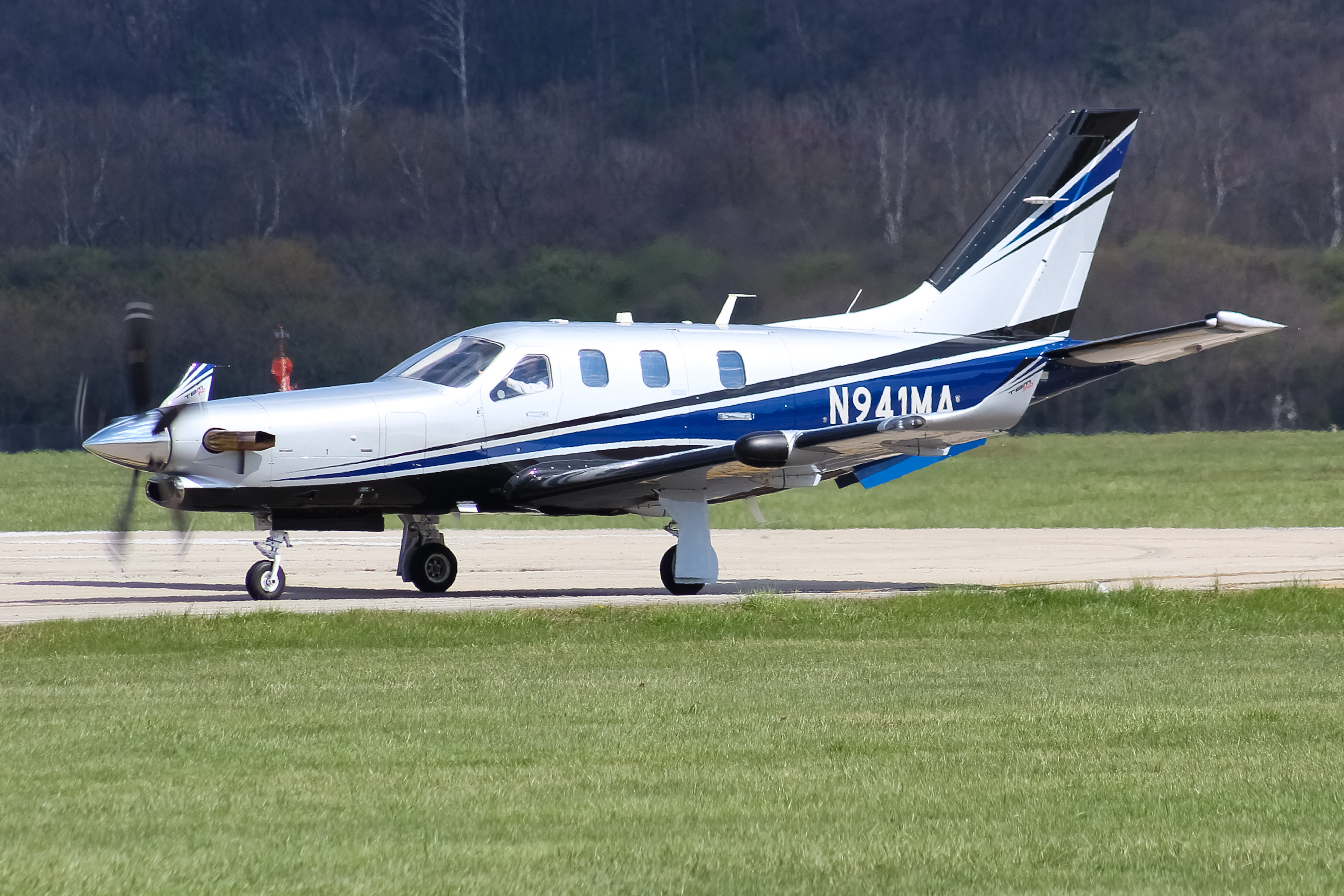 Full size: PRIVATE  Socata TBM-930 N941MA at Cincinnati Municipal Airport/Lunken Field