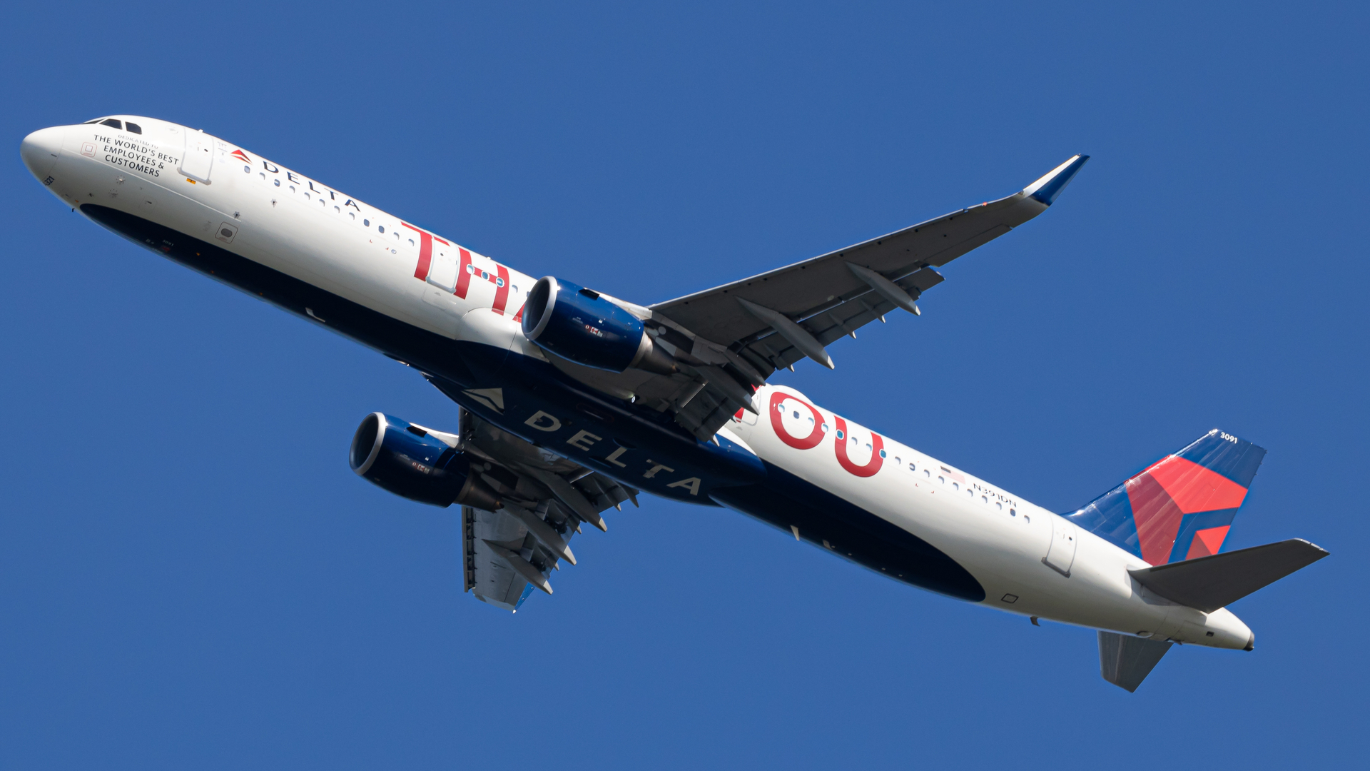 Full size: Delta Airlines Airbus A321-200 N391DN at Ronald Reagan National Airport