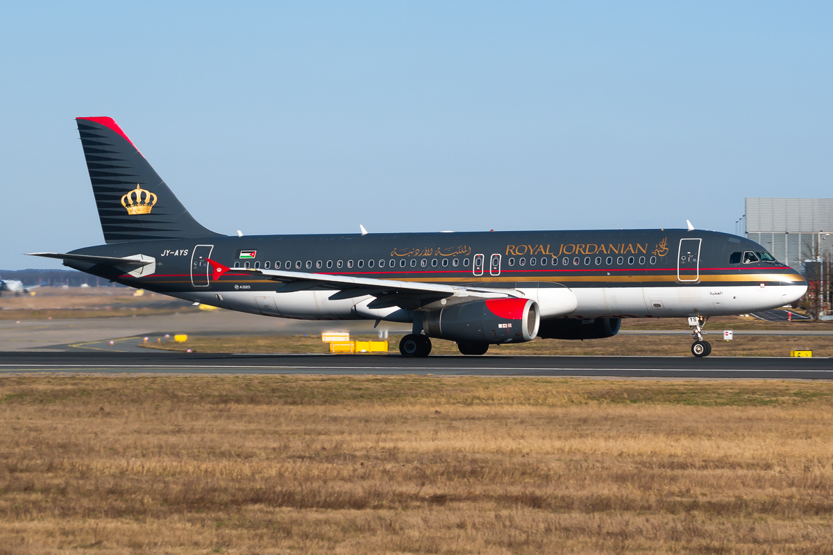 Full size: Royal Jordanian Airbus A320 JY-AYS at Frankfurt International Airport