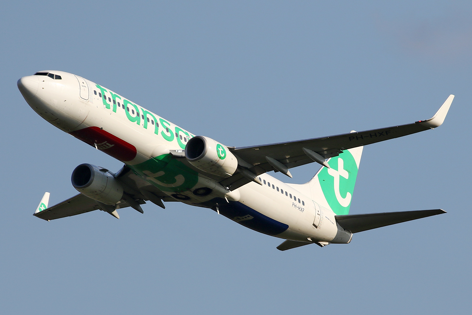 Full size: Transavia Boeing 737-800 PH-HXF at Eindhoven Airport