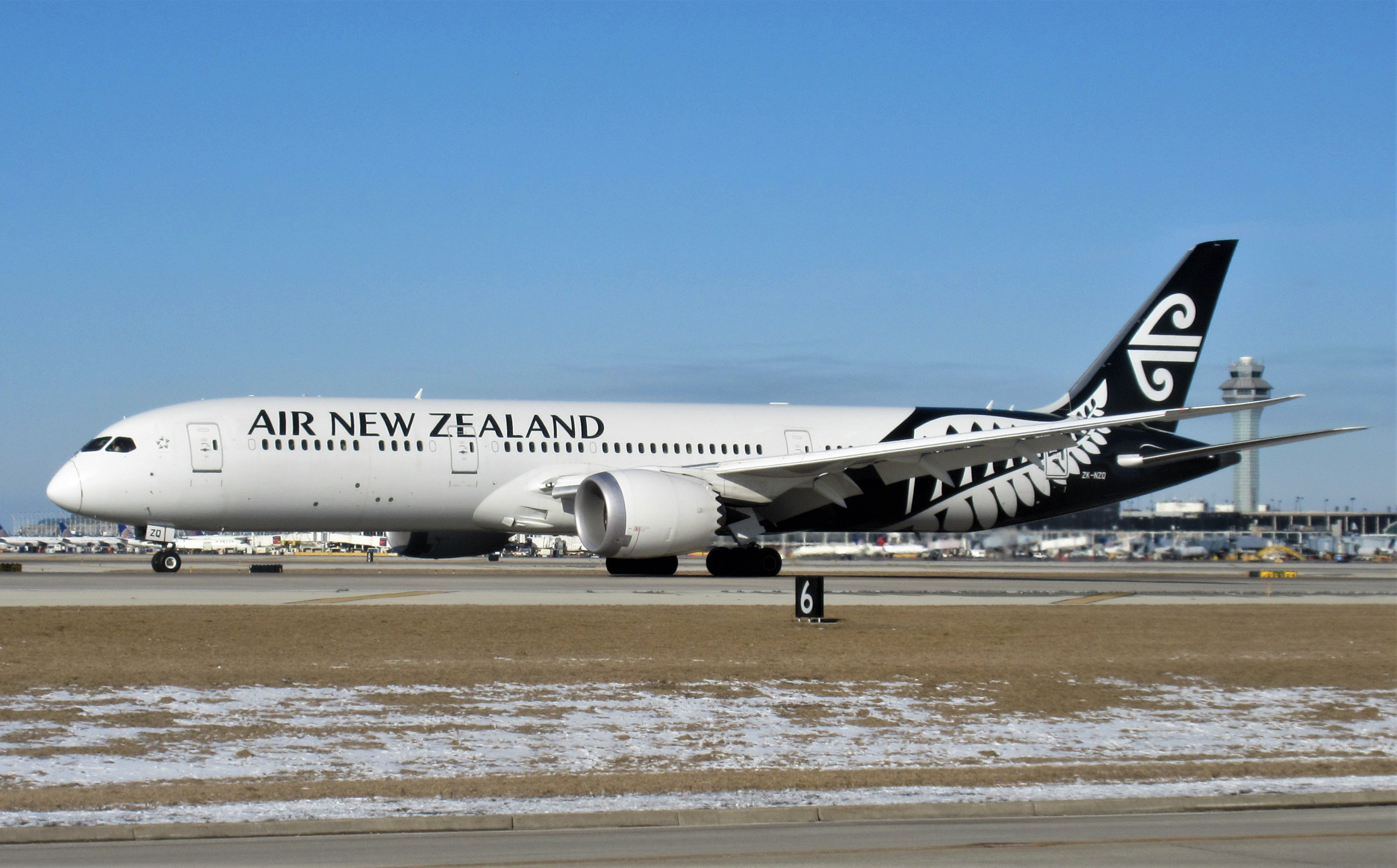 Full size: Air New Zealand Boeing 787-9 ZK-NZO at Chicago O'Hare International Airport