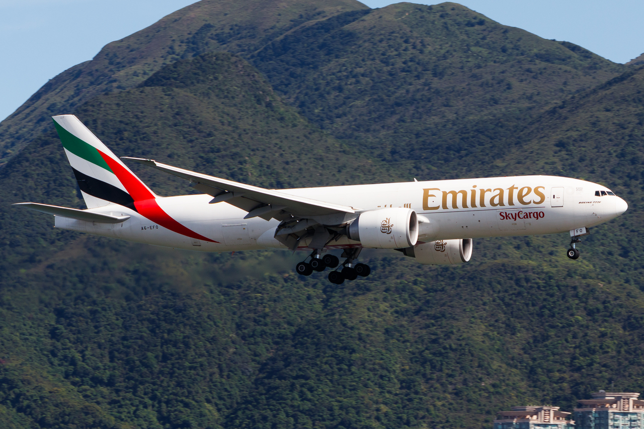 Full size: Emirates SkyCargo Boeing 777-F A6-EFO at Hong Kong International Airport