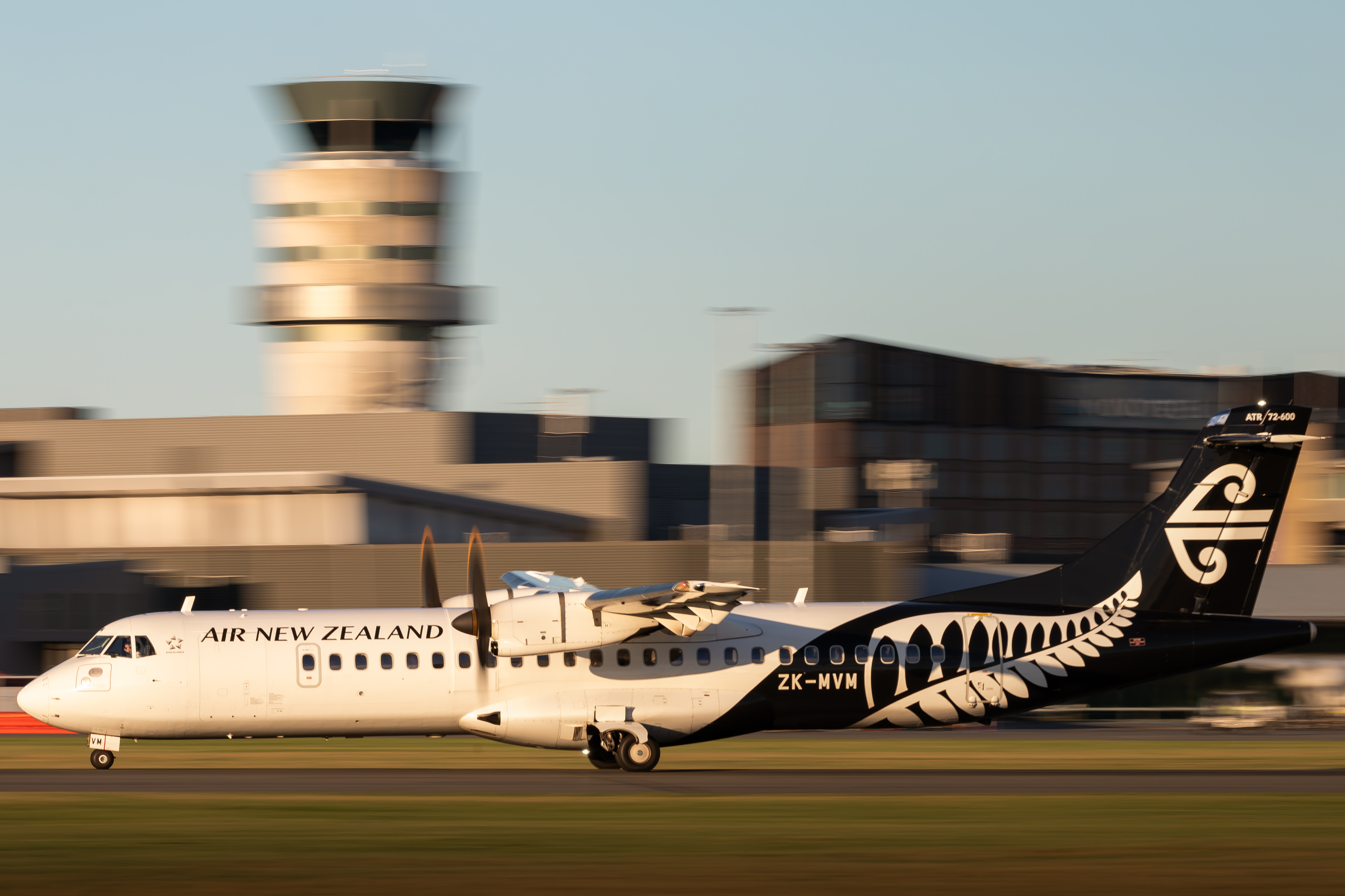 Full size: Air New Zealand ATR 72-600 ZK-MVM at Christchurch International Airport